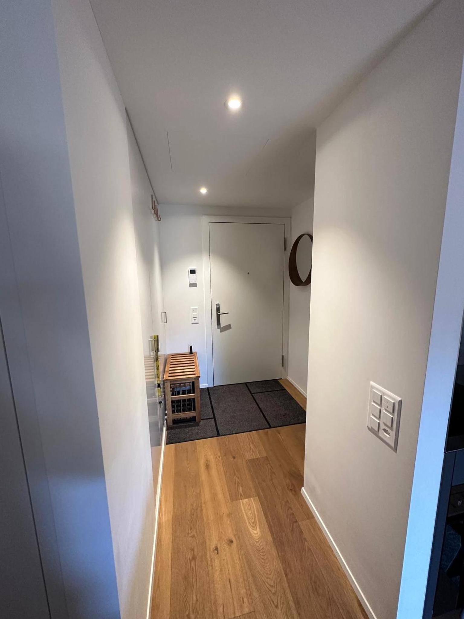 One-Bedroom Apartment photo 3