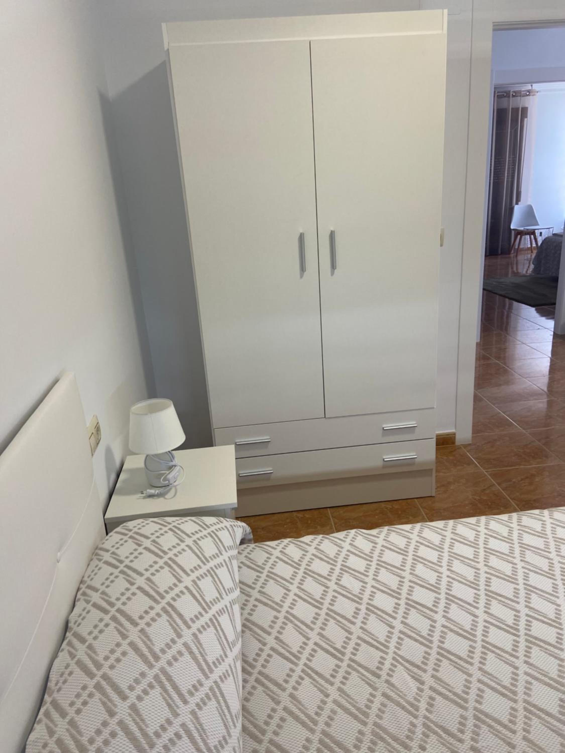 Casa de cuatro habitaciones