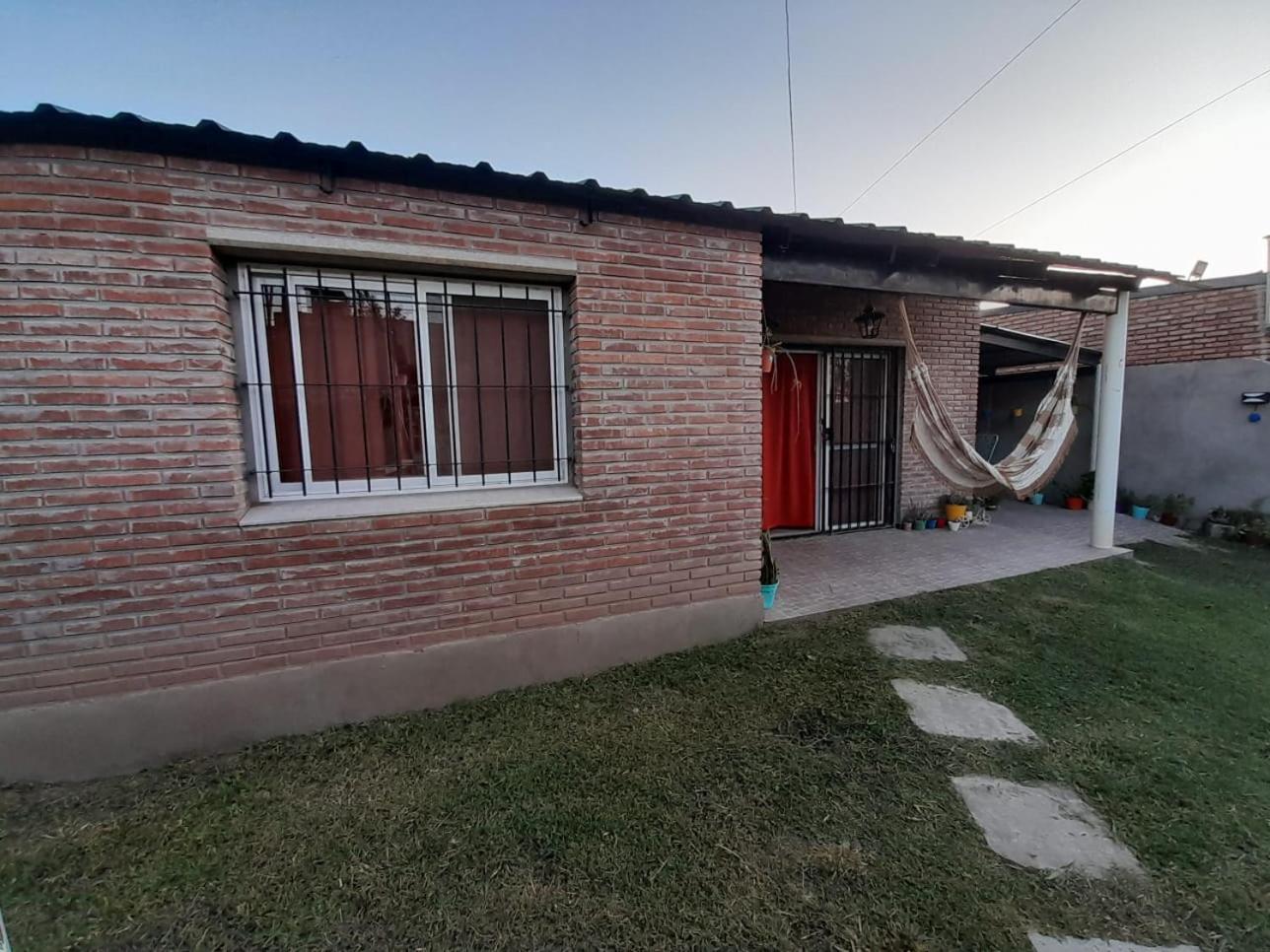 Three-Bedroom House photo 3