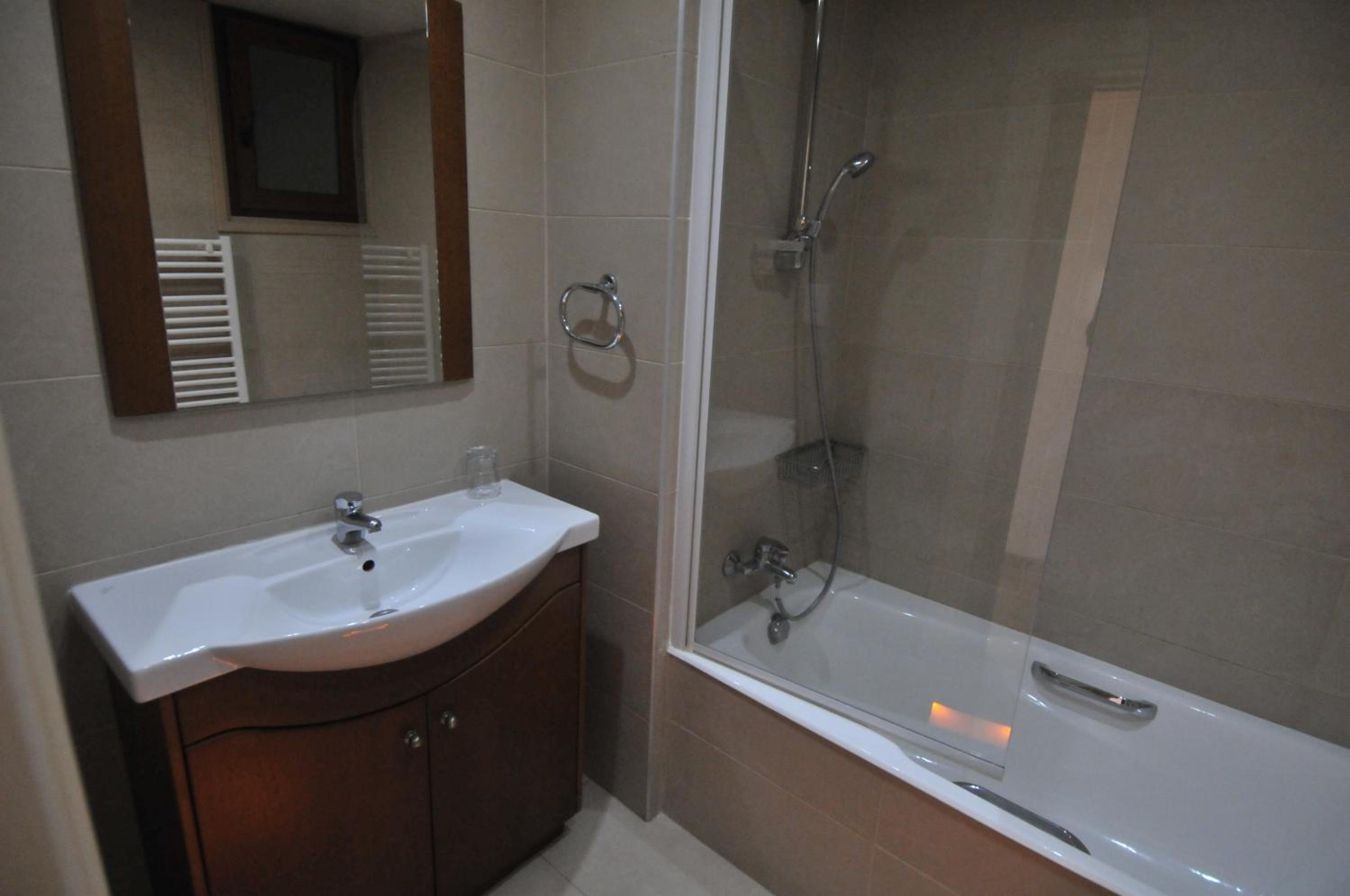 Two-Bedroom Apartment with Sea View - Photo 51