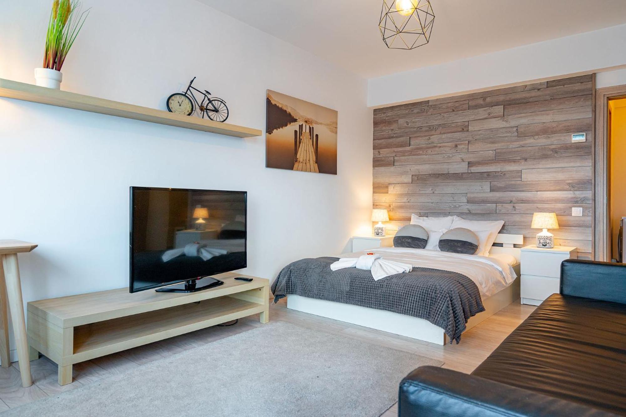 Studio Apartment - Photo 10