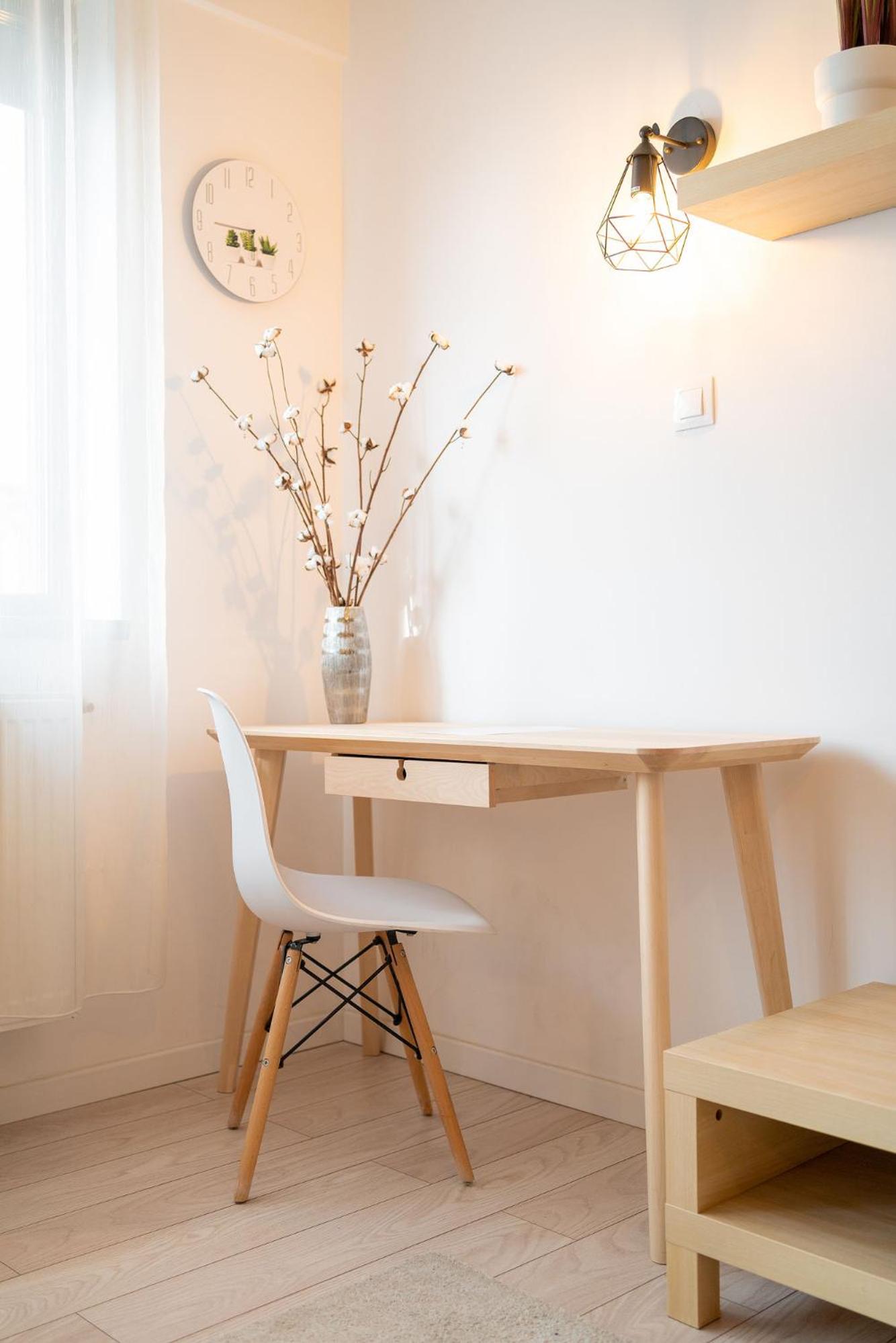 Studio Apartment - Photo 20