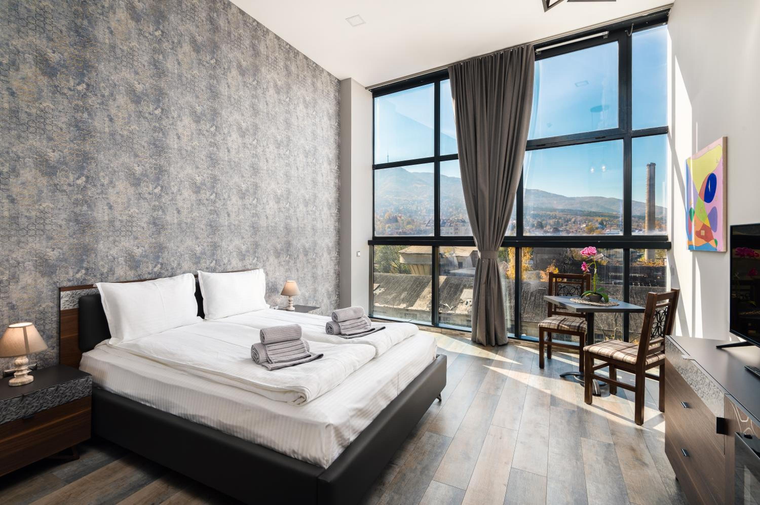 Deluxe Room - Photo 1