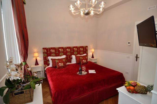 Small Double Room photo 3