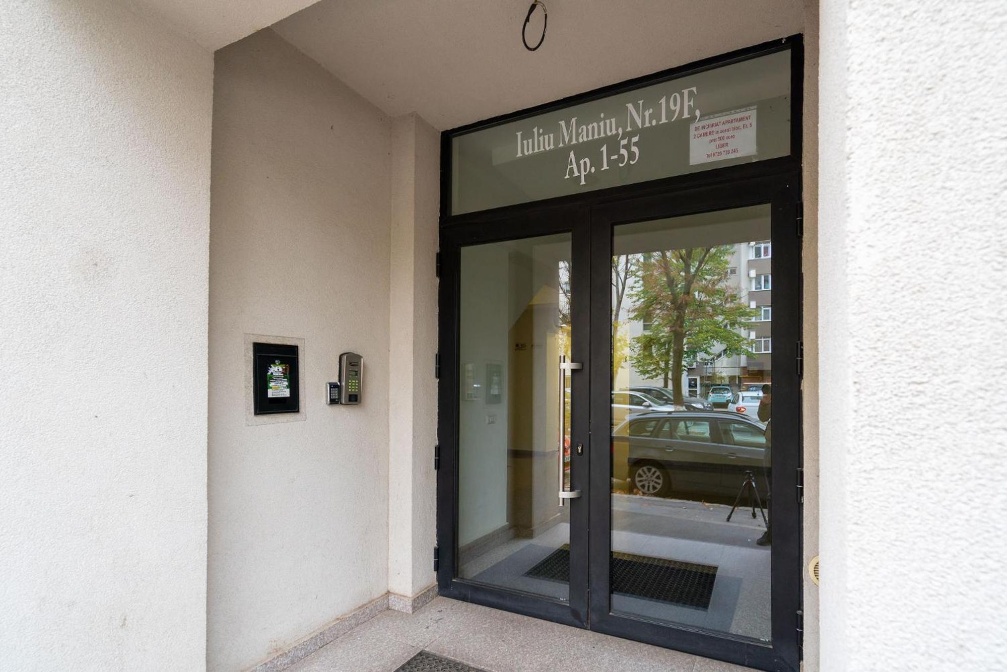 Studio Apartment - Photo 31