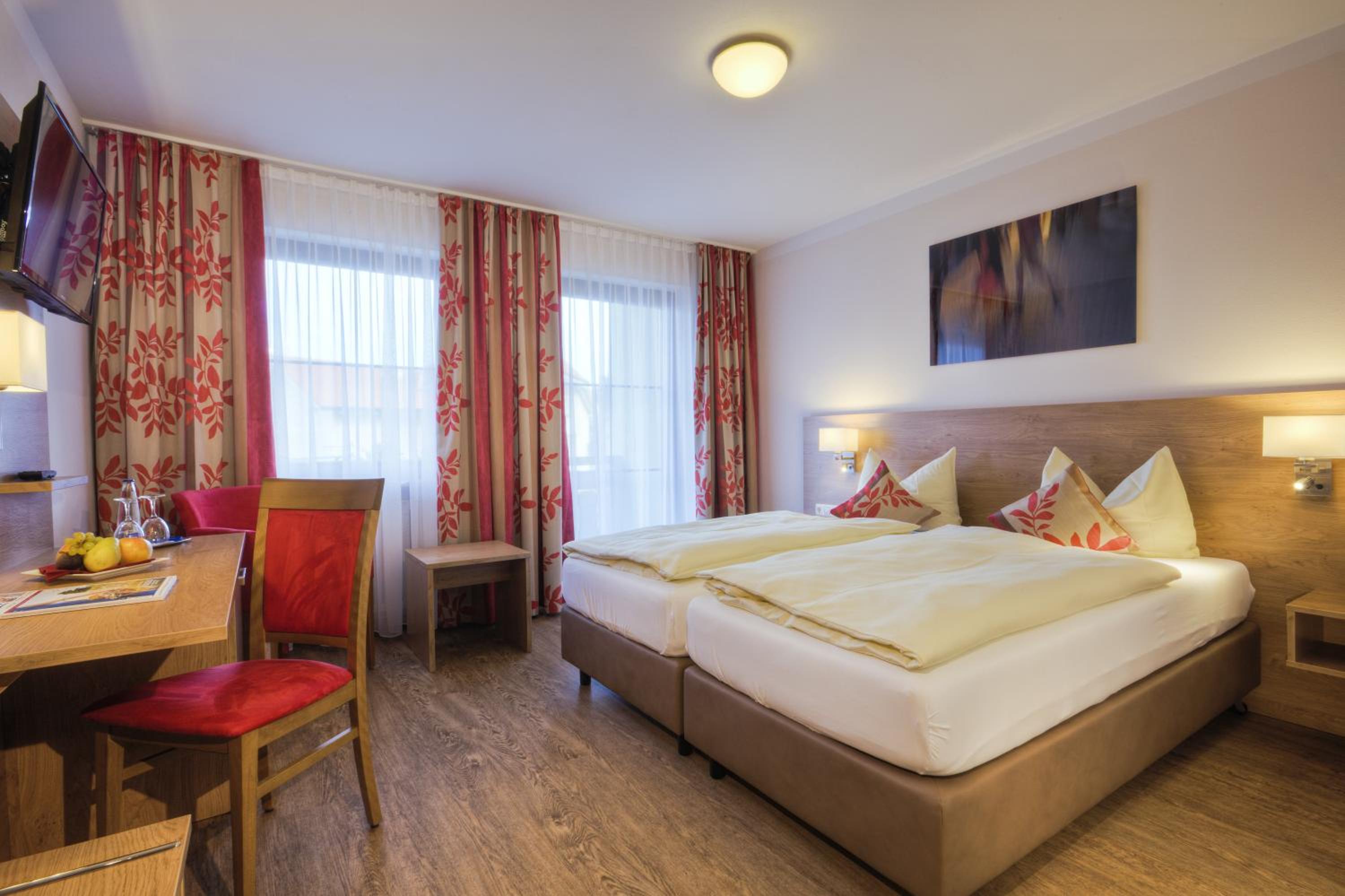 Standard Double Room - Photo 1