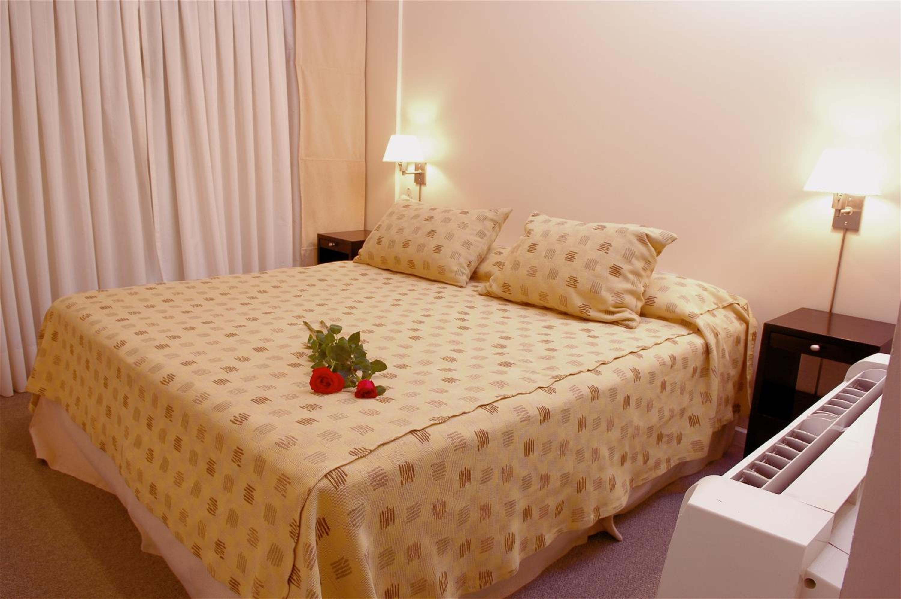 Two-Bedroom Apartment (4 Adults) photo 2