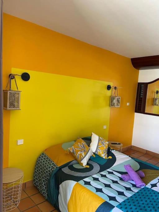 One-Bedroom Apartment - Photo 4