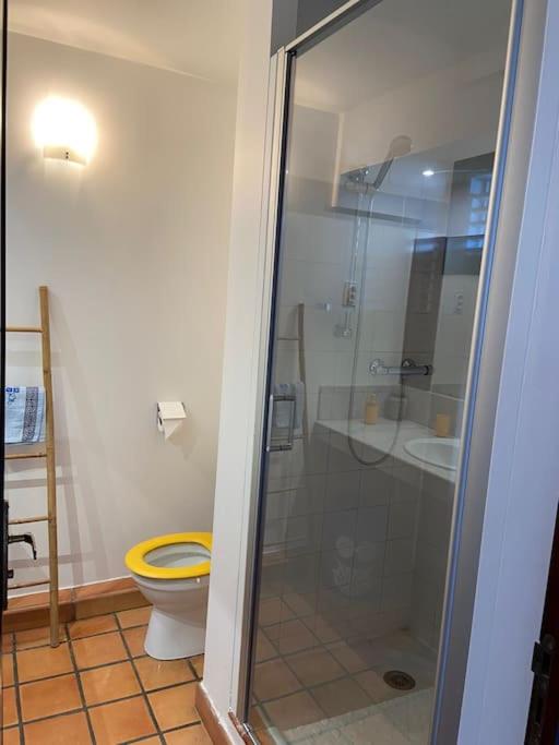 One-Bedroom Apartment - Photo 8