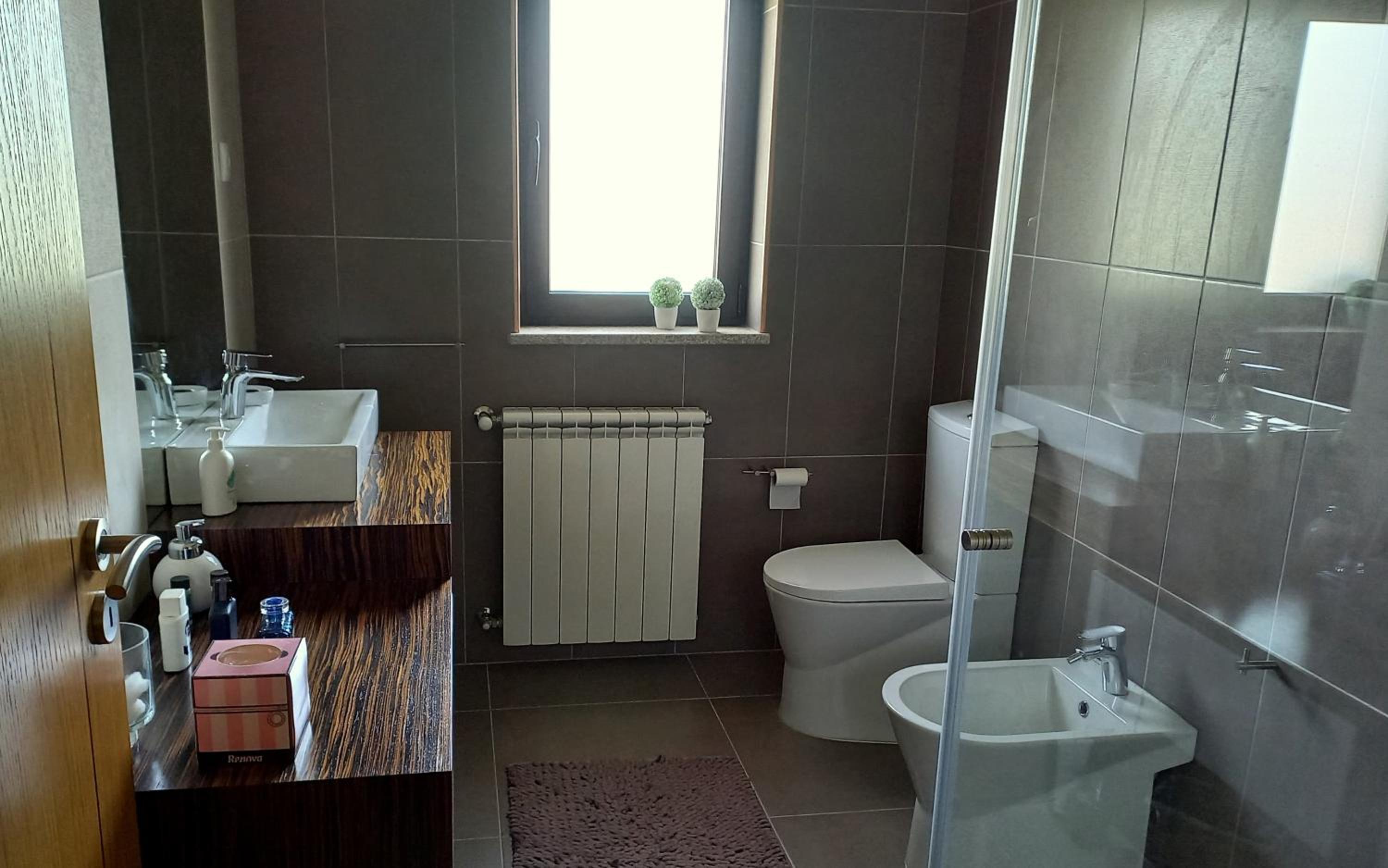Double Room with Private Bathroom photo 2