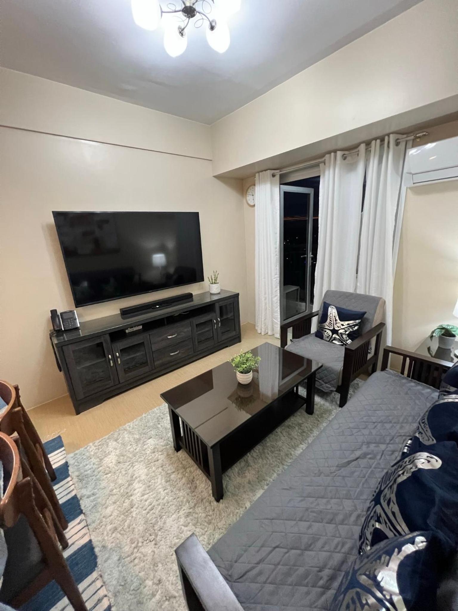 Two-Bedroom Apartment - Photo 3