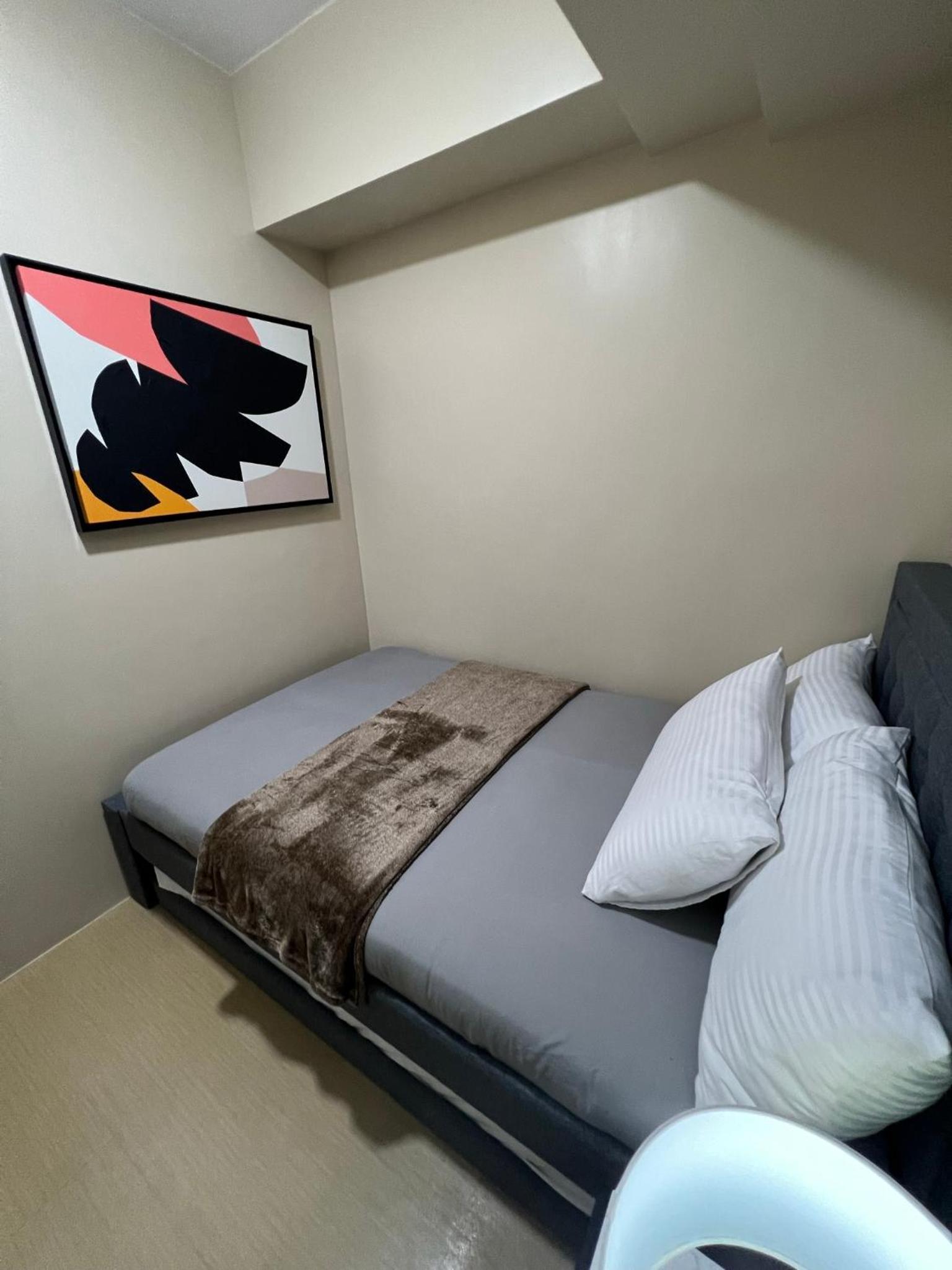 Two-Bedroom Apartment - Photo 6