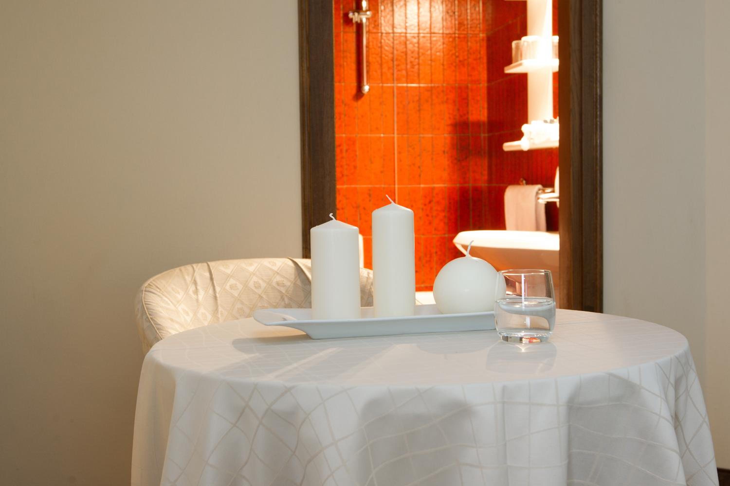 Classic Double or Twin Room - Photo 20
