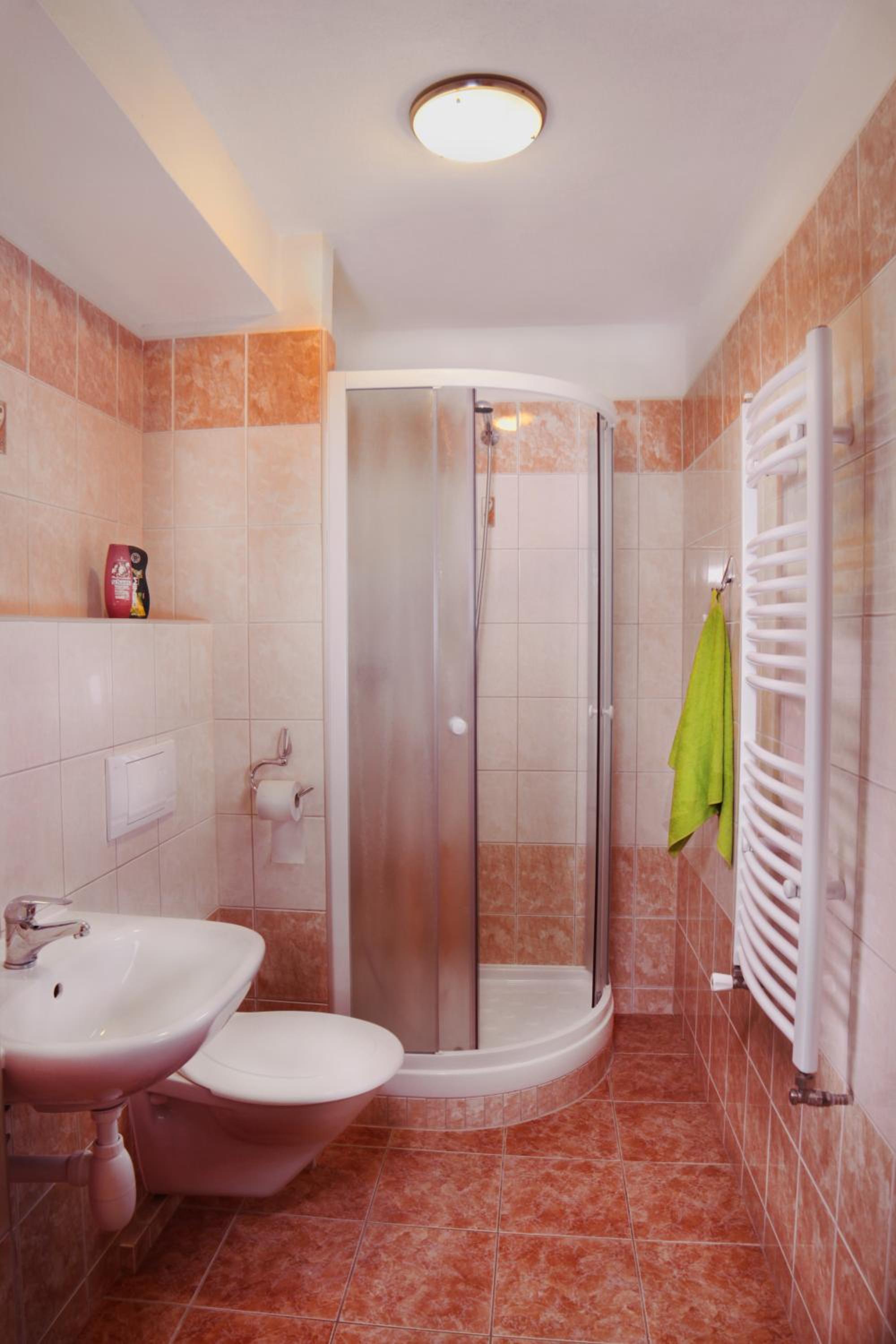 Two-Bedroom Suite - Photo 7