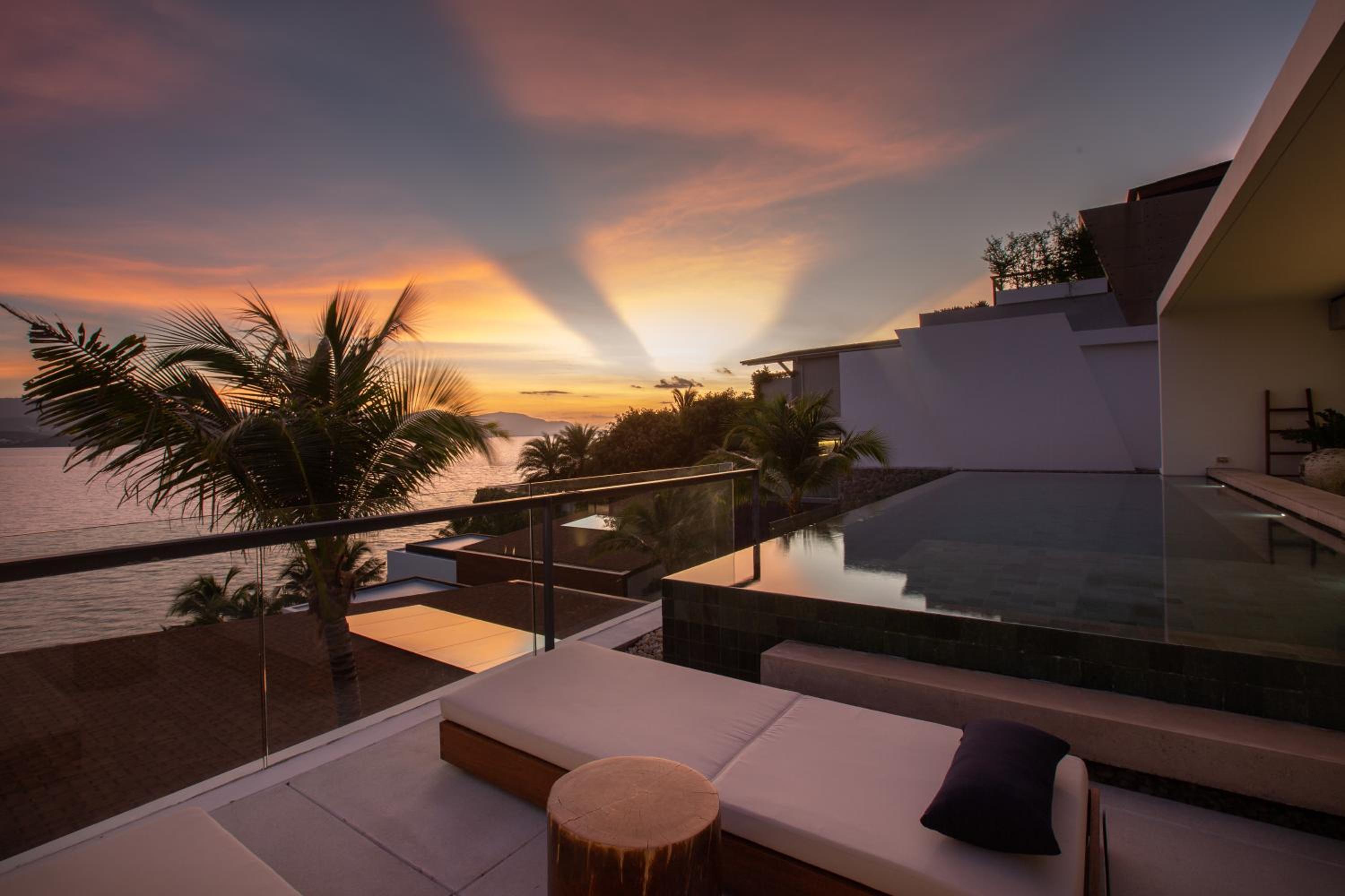 Villa with Sea View - Photo 5