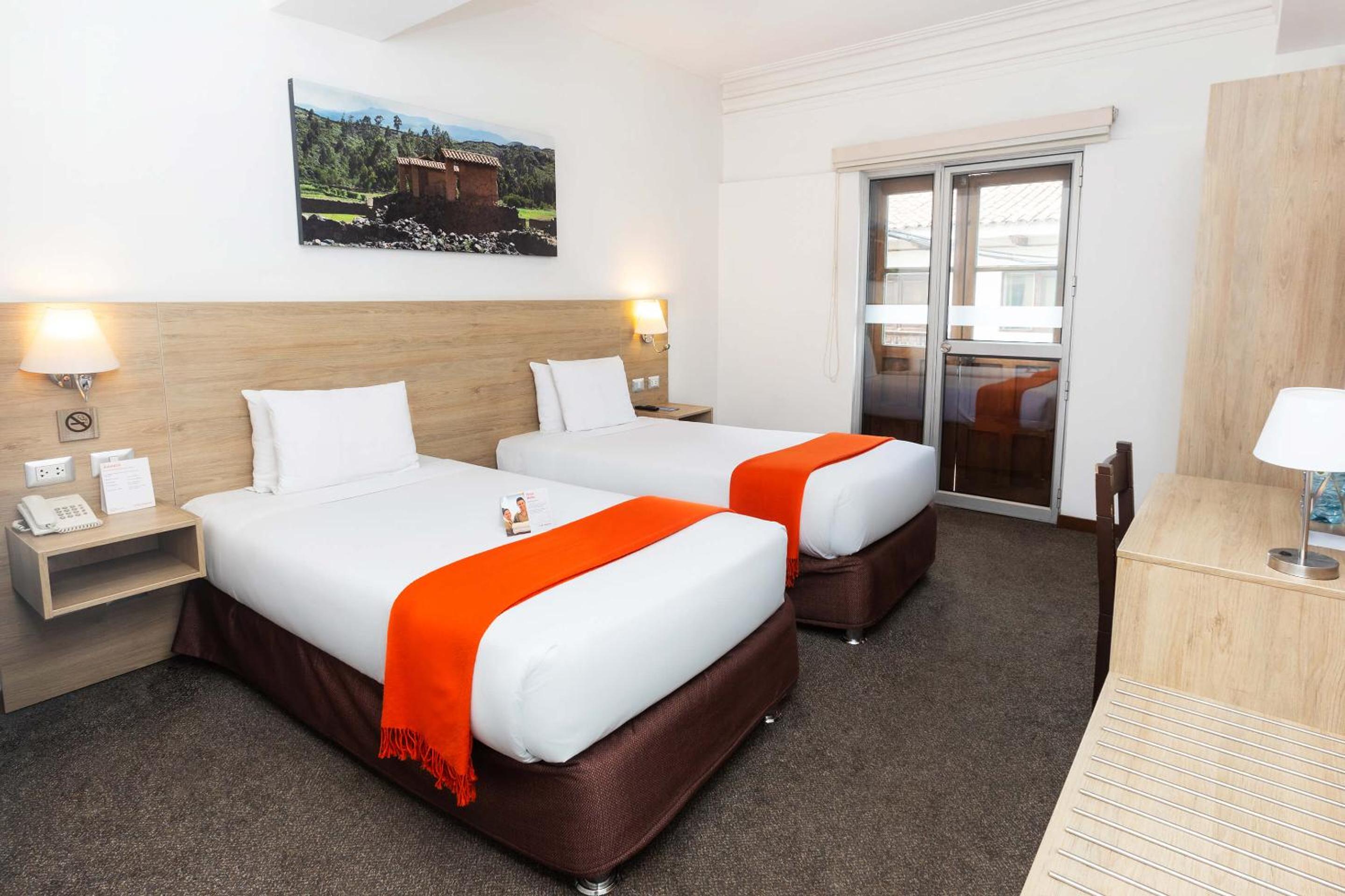 Traditional Twin Room - Photo 1
