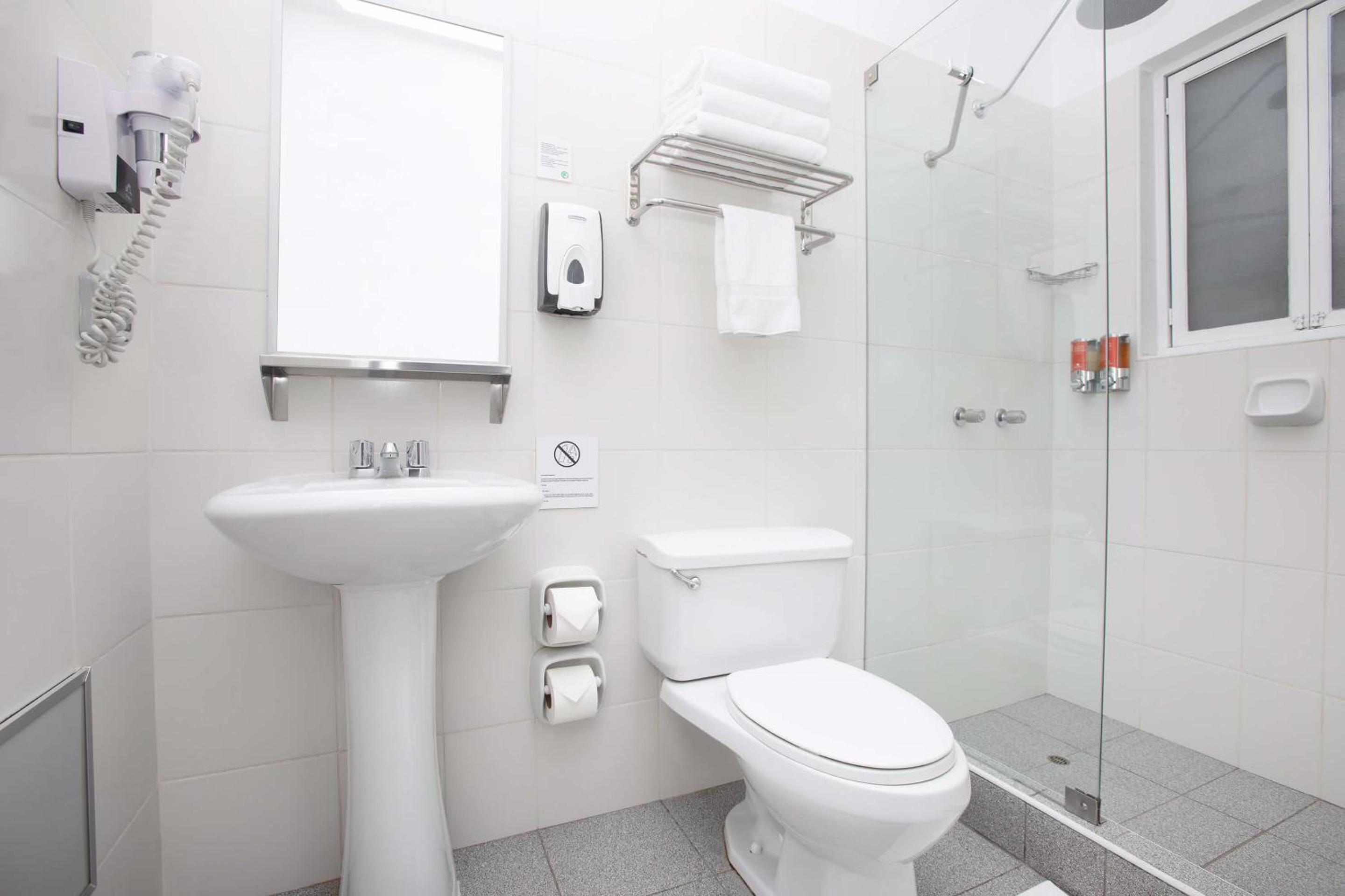 Triple Room - Photo 7