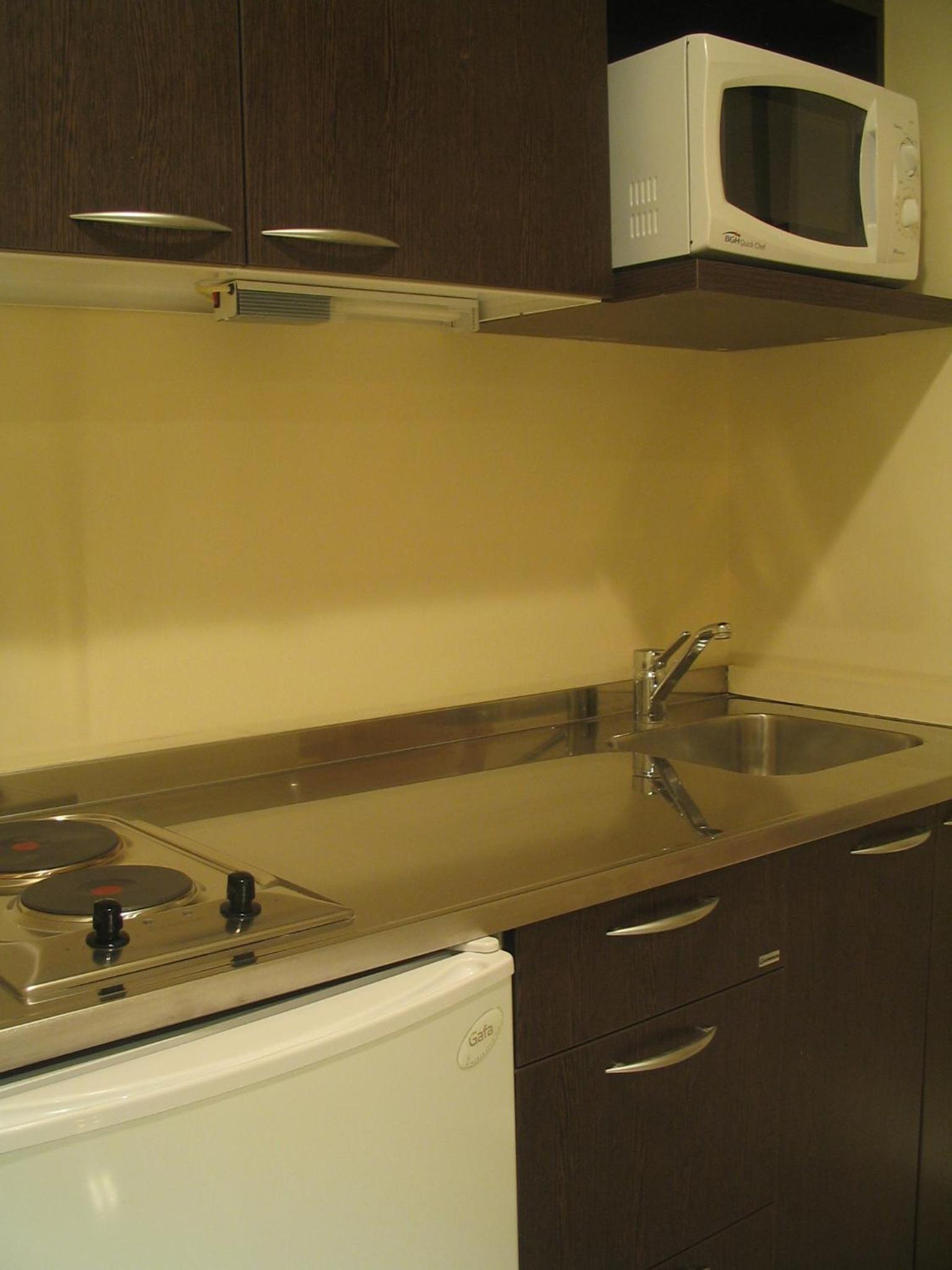 One-Bedroom Apartment (4 Adults) photo 3