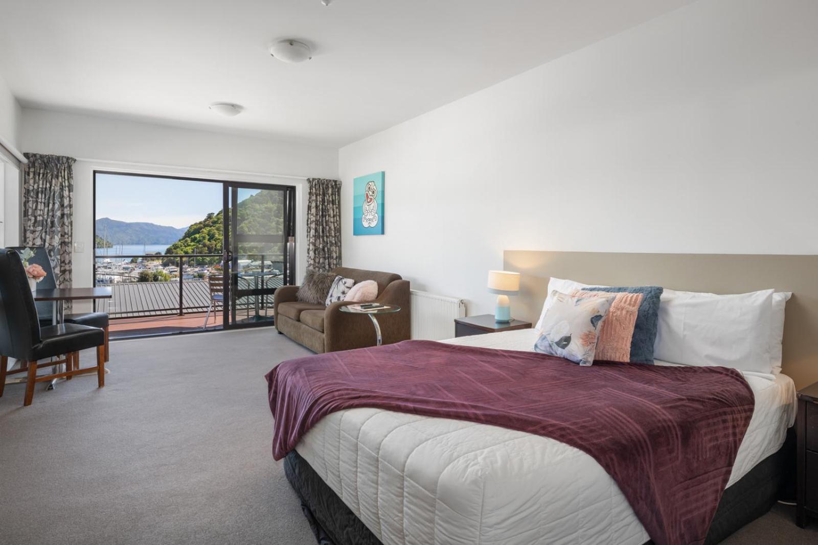 Queen Studio with Sea View