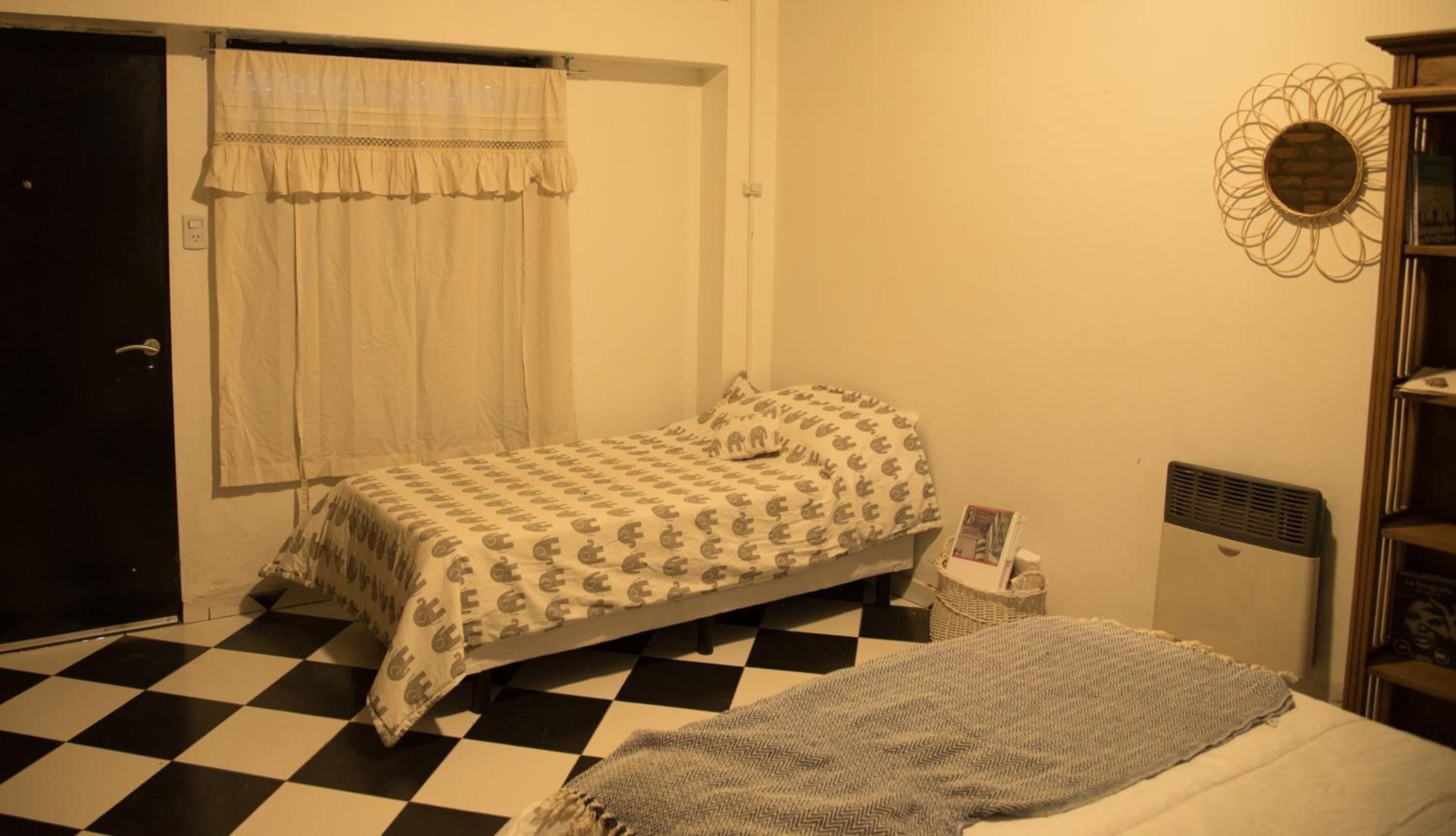 One-Bedroom Apartment photo 3