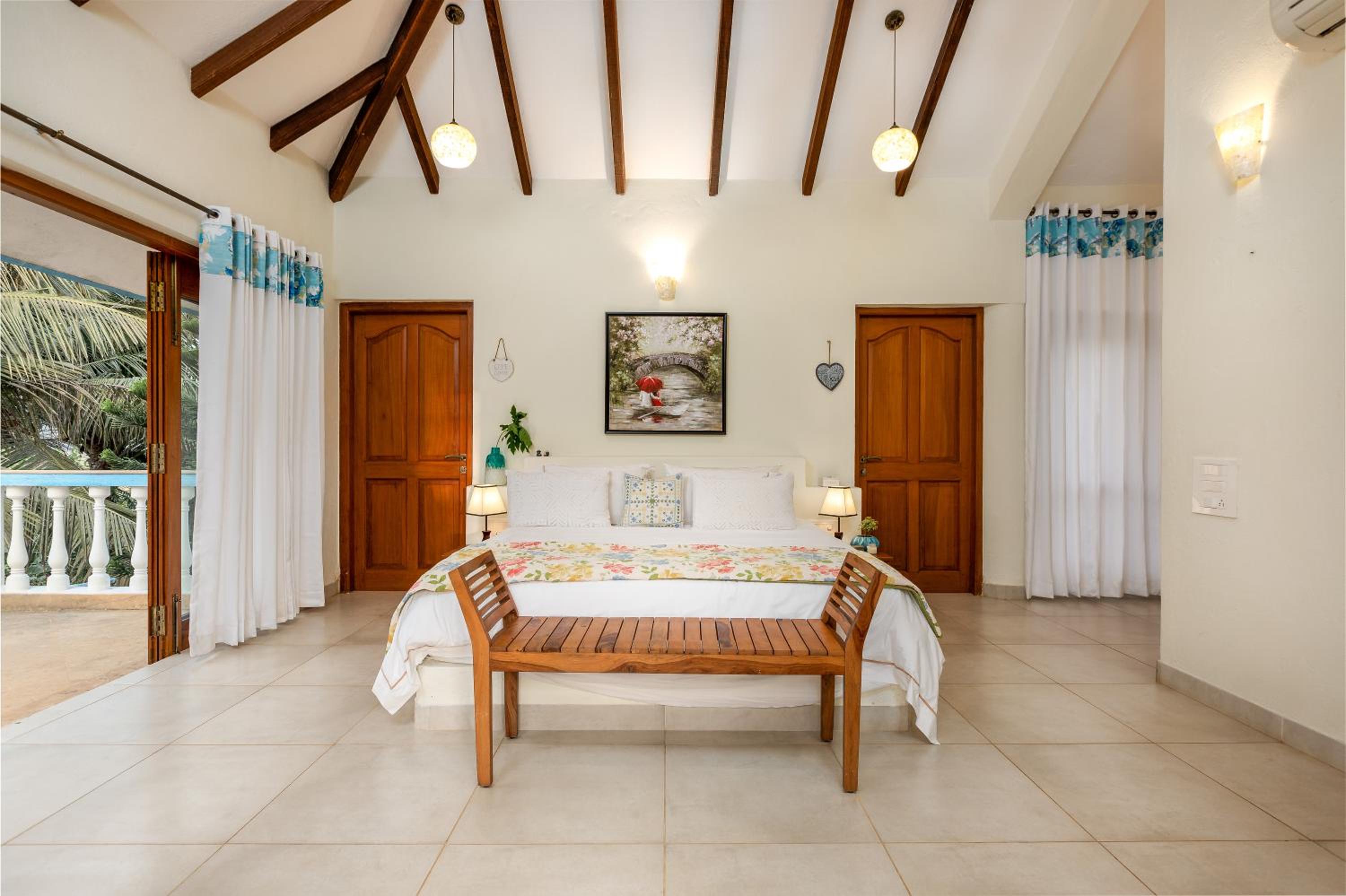 Villa photo 3
