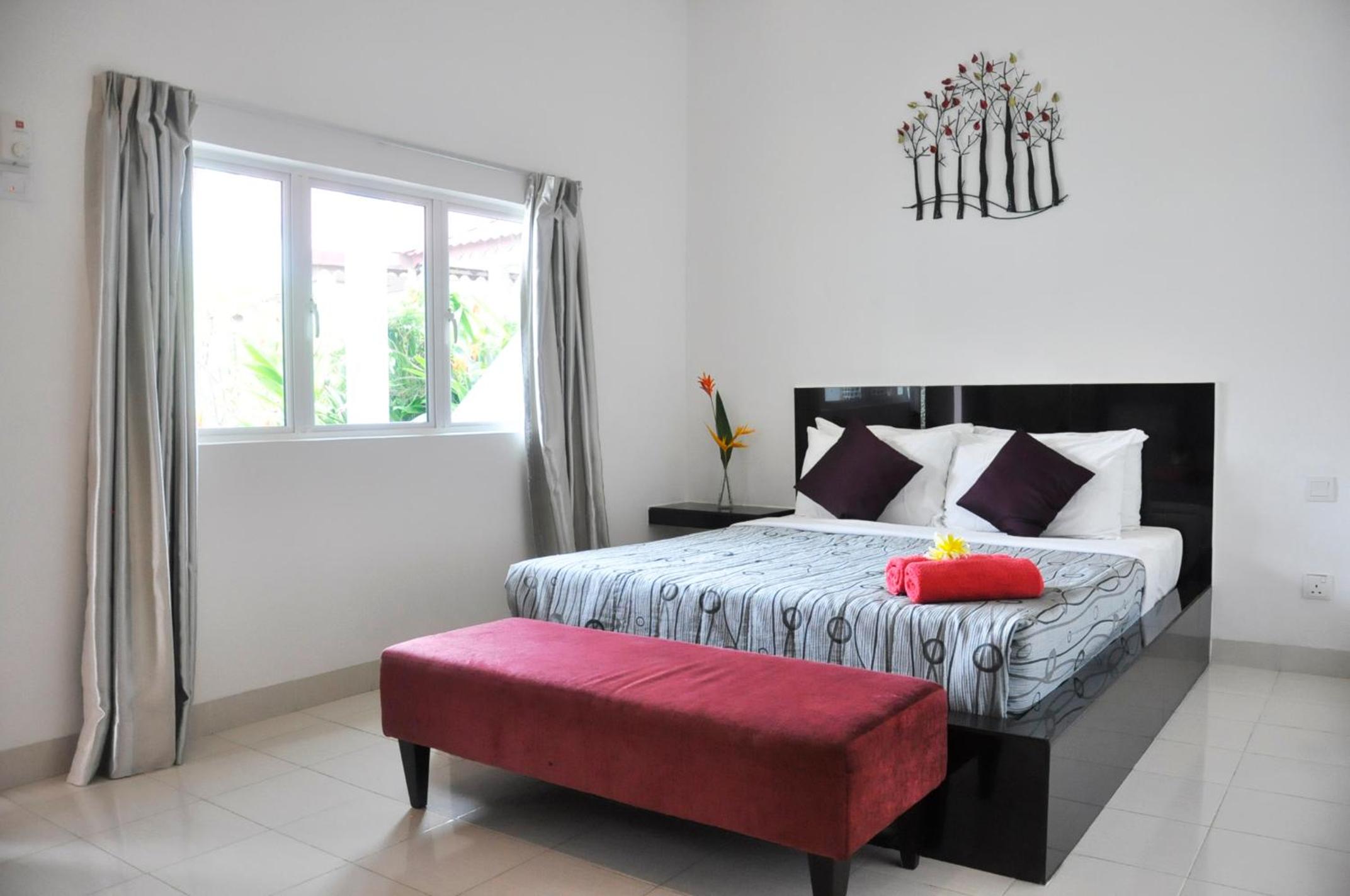 Standard Queen Room photo 3