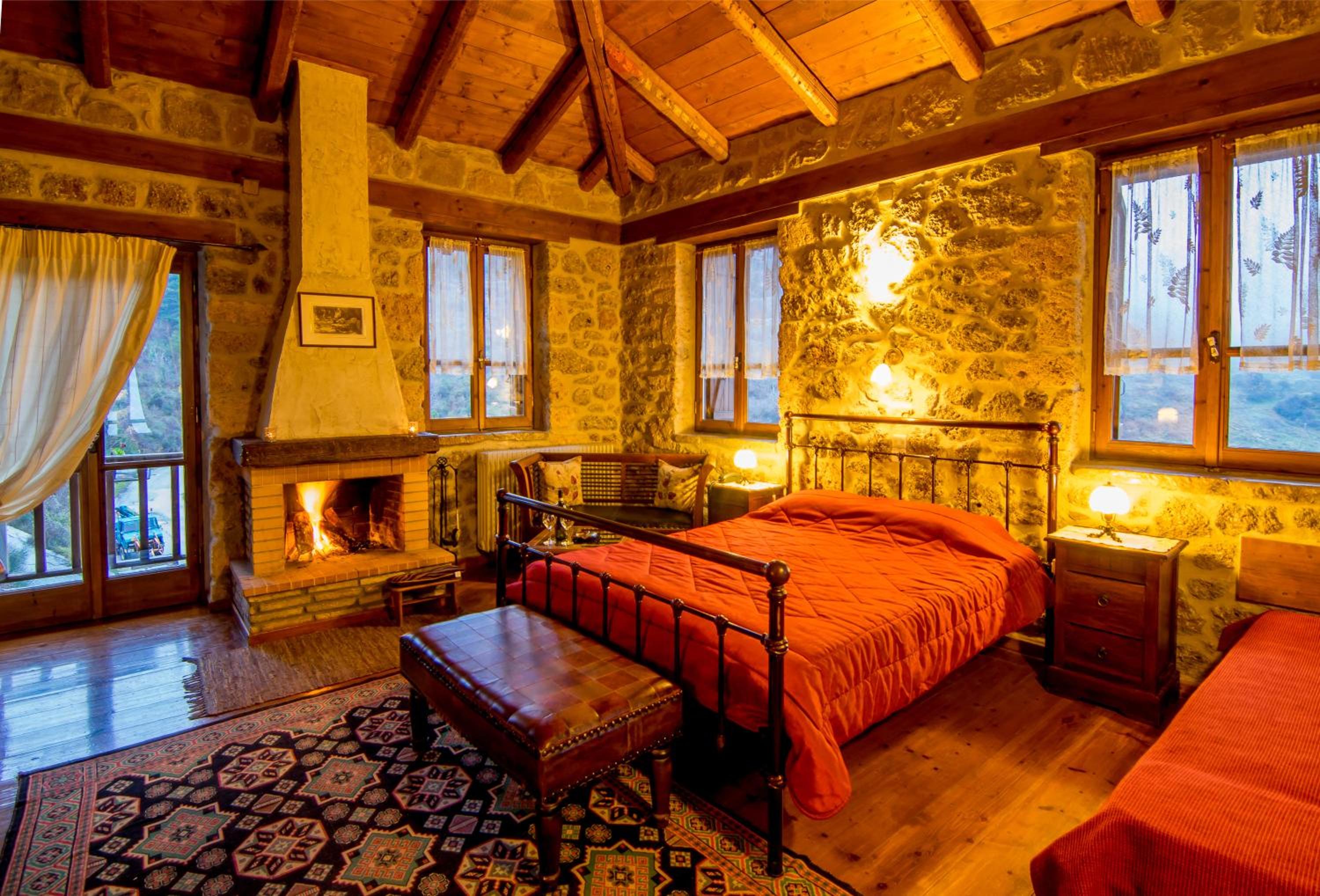 Luxury Suite photo 1