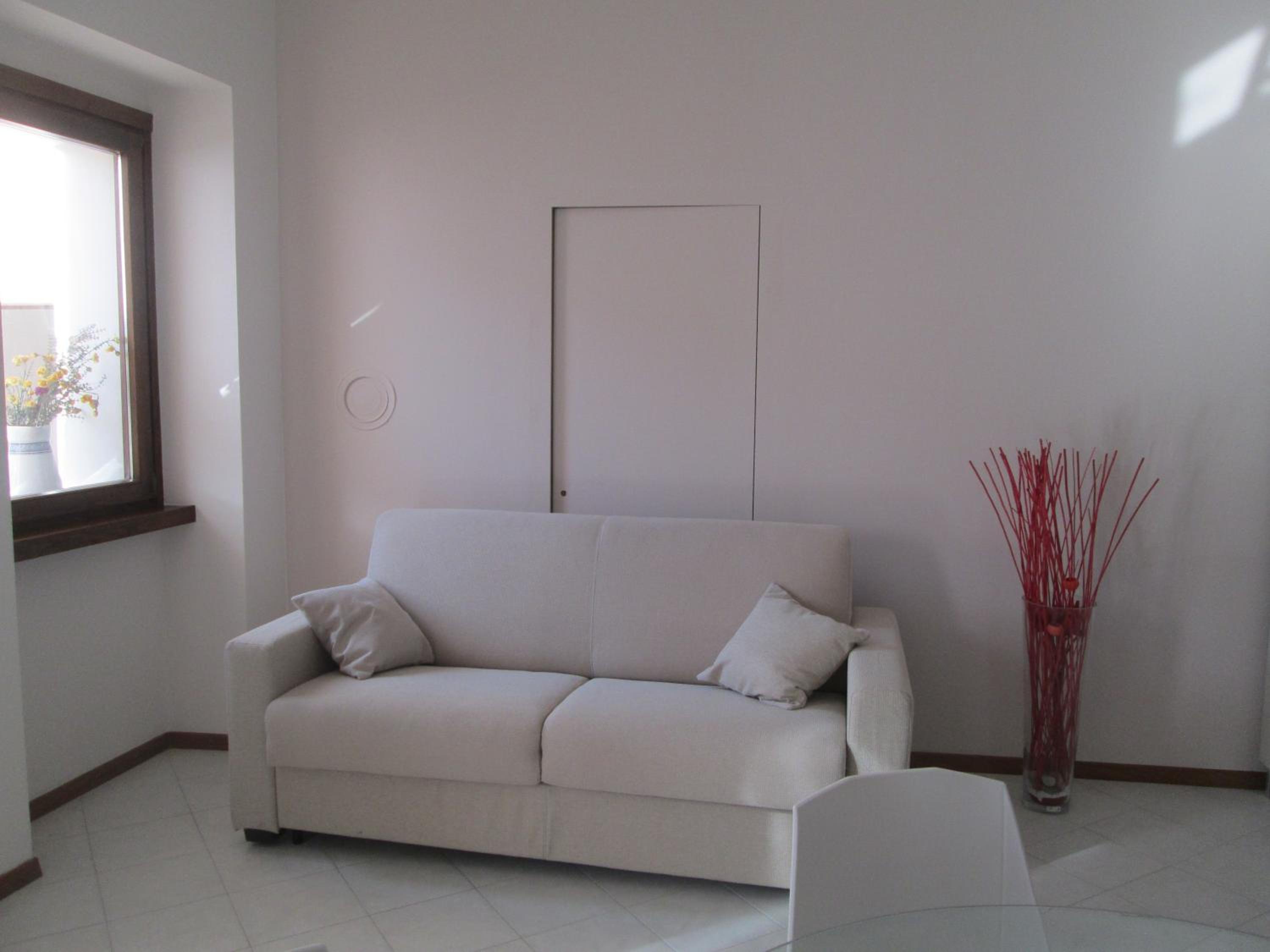 Two-Bedroom Apartment First Floor With Balcony photo 2