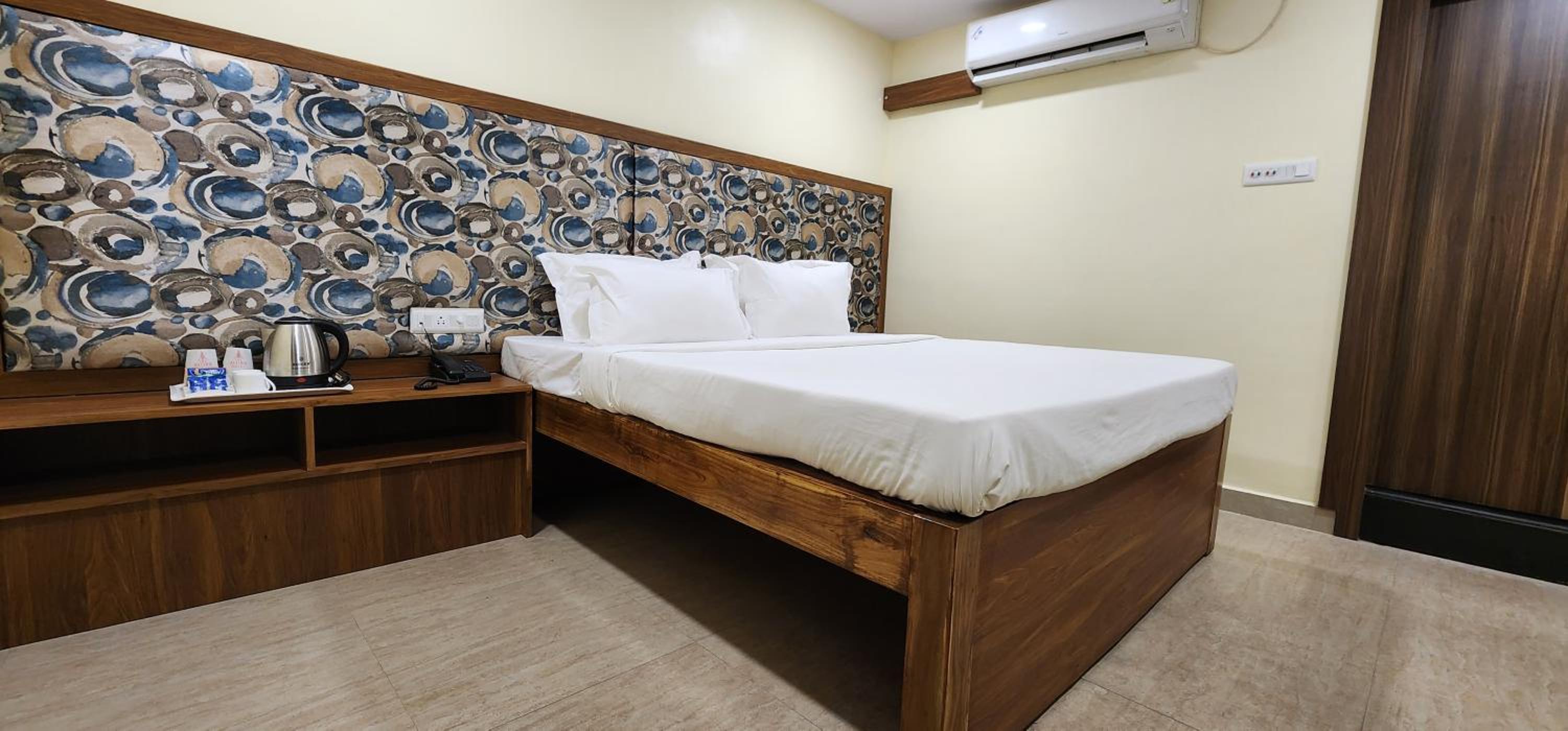 Deluxe Double Room photo 3