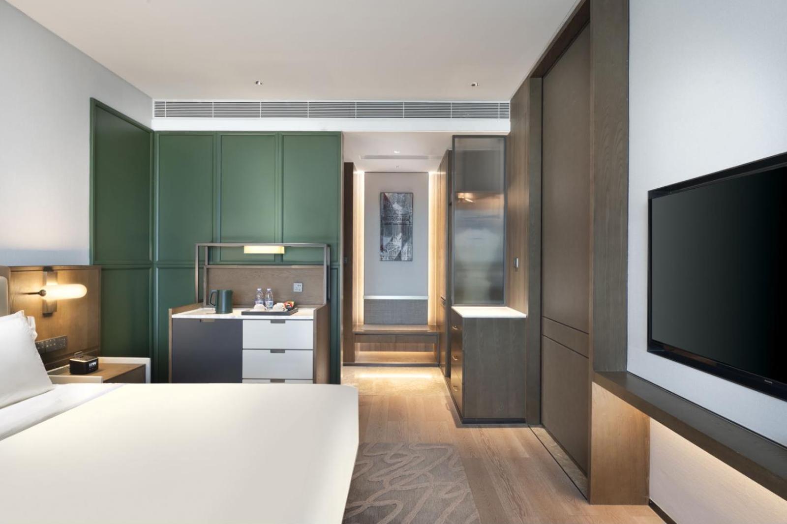 Executive Signature King Room