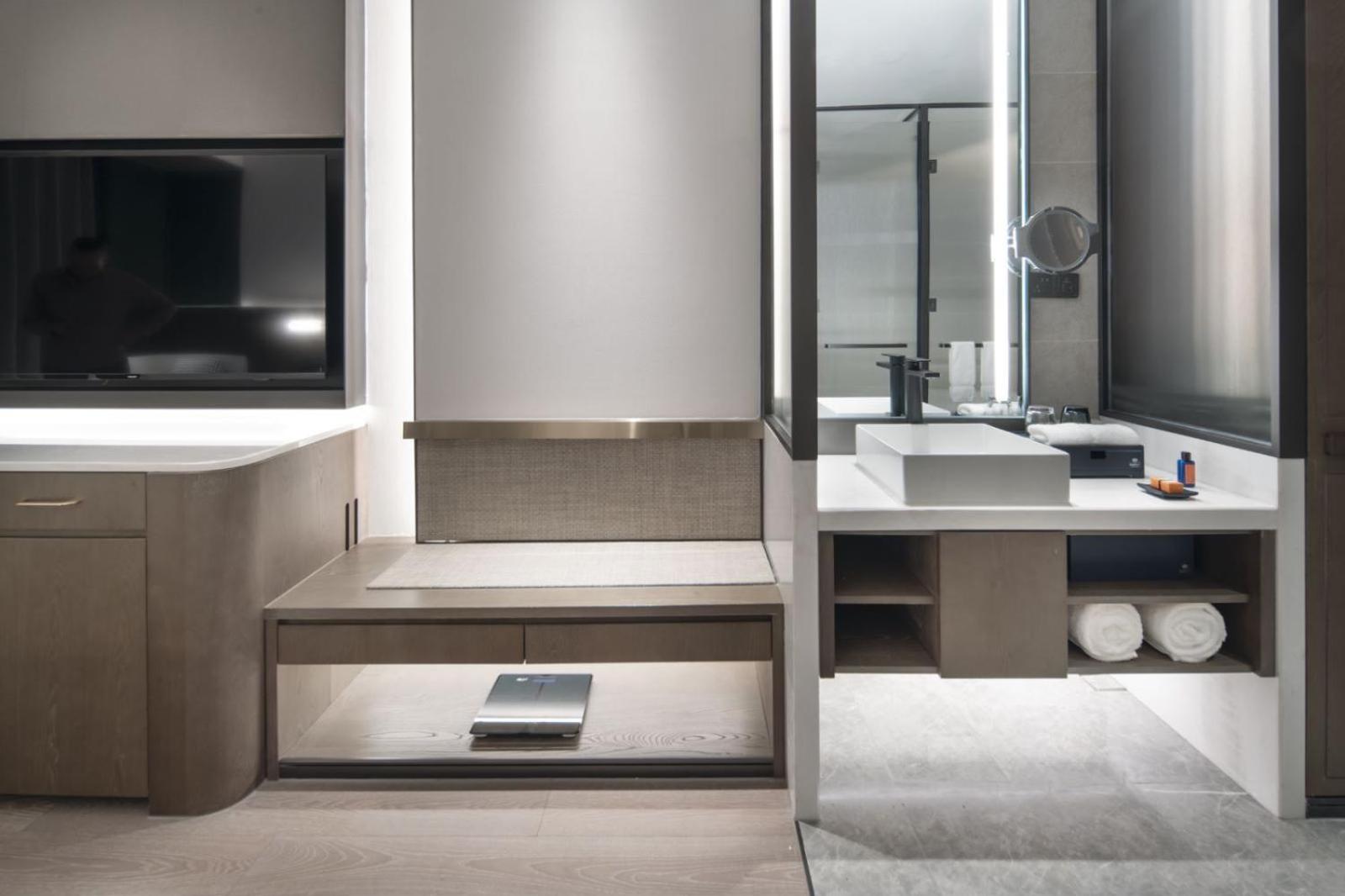 Executive Twin Room - Photo 6