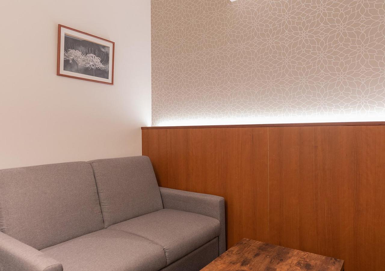 Family Room photo 3
