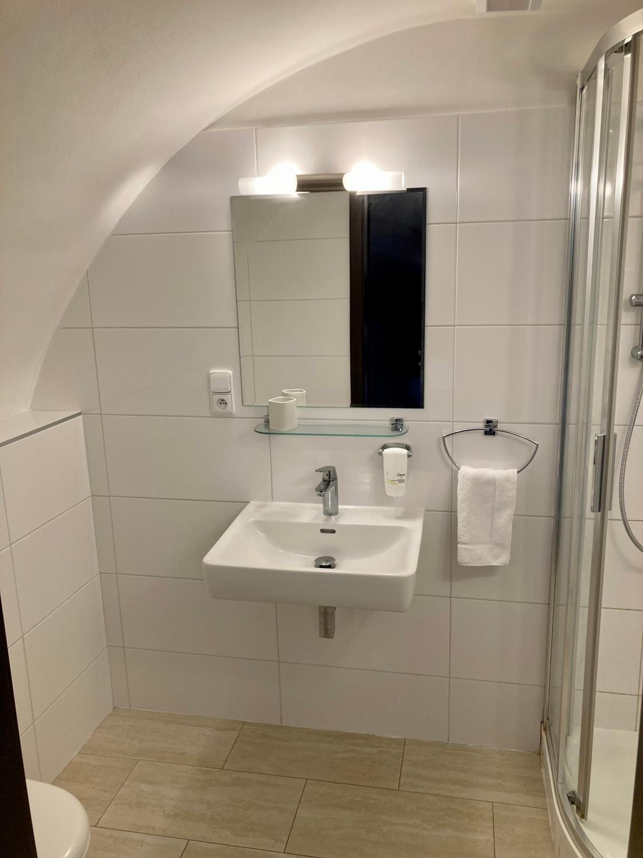 Superior Double Room - Photo 7