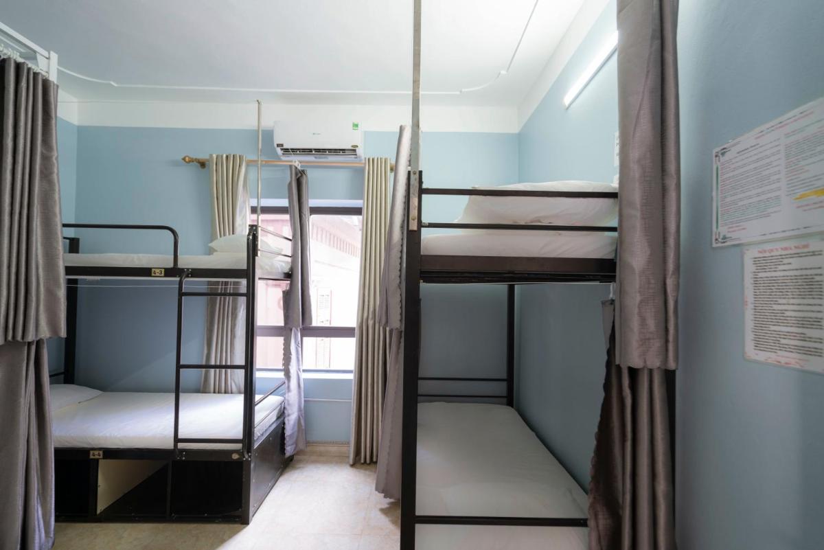 6-Bed Mixed Dormitory Room photo 3