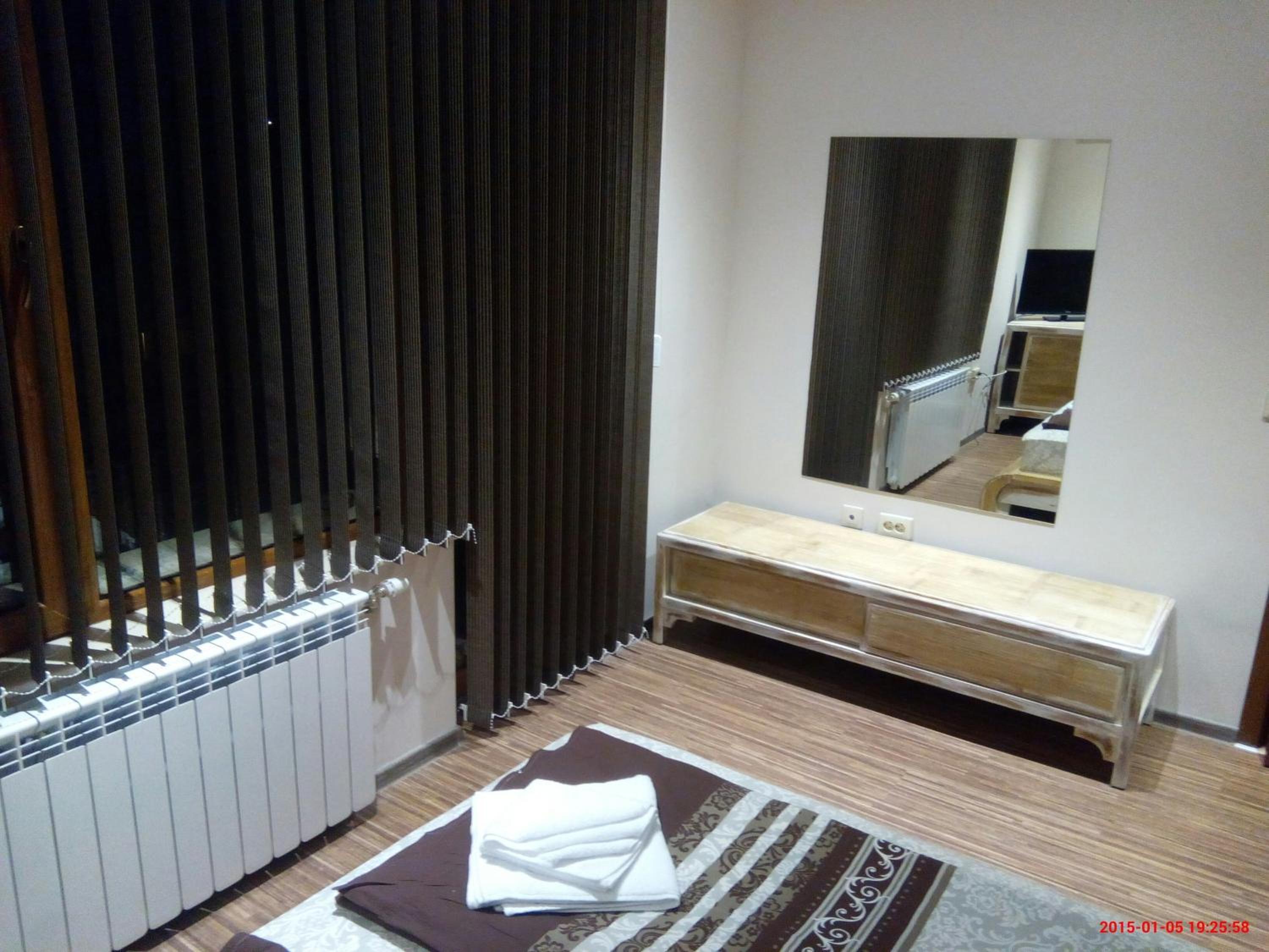 Double Room with Balcony and Mountain View photo 3