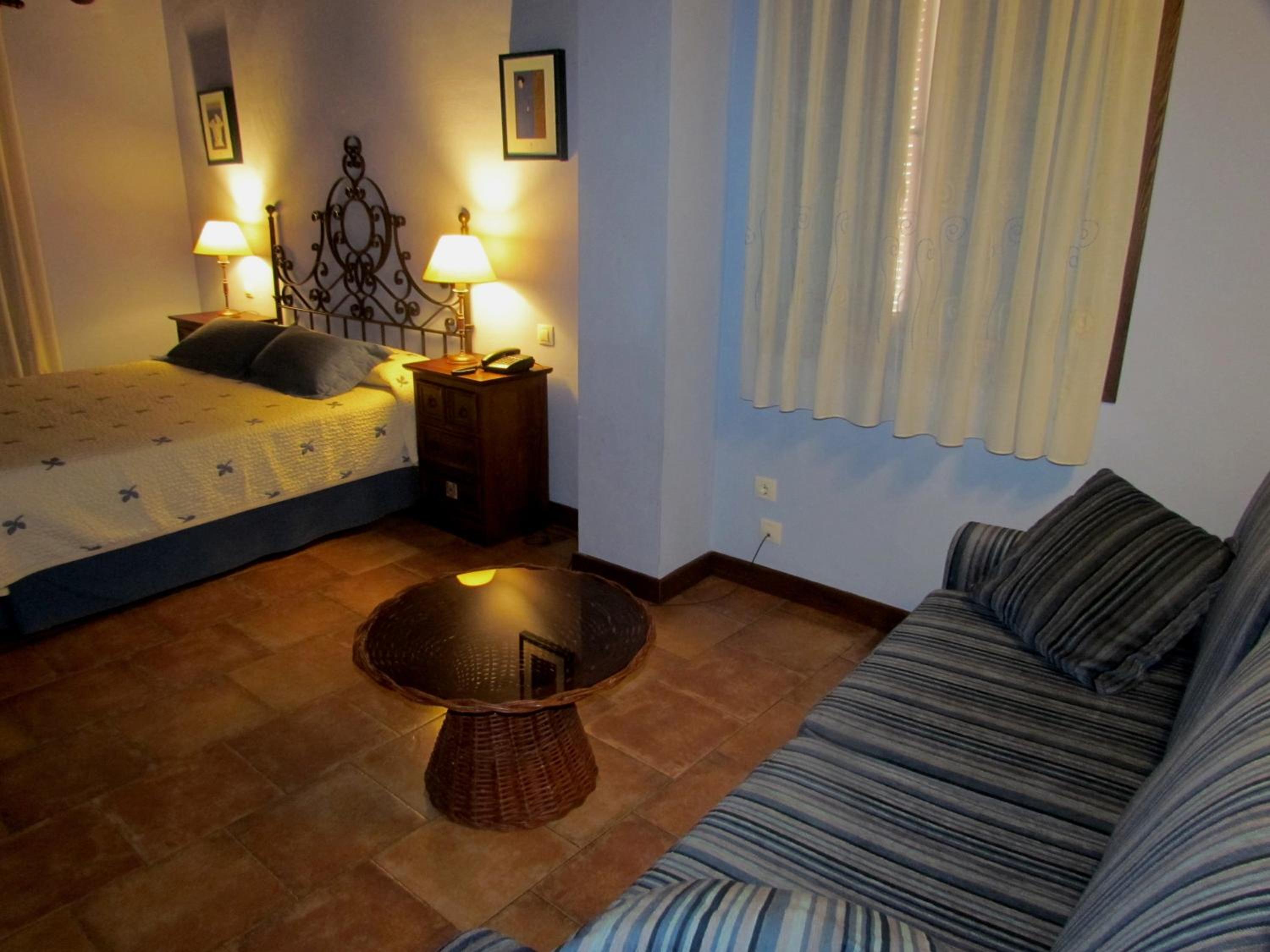 Superior Double Room - Photo 7
