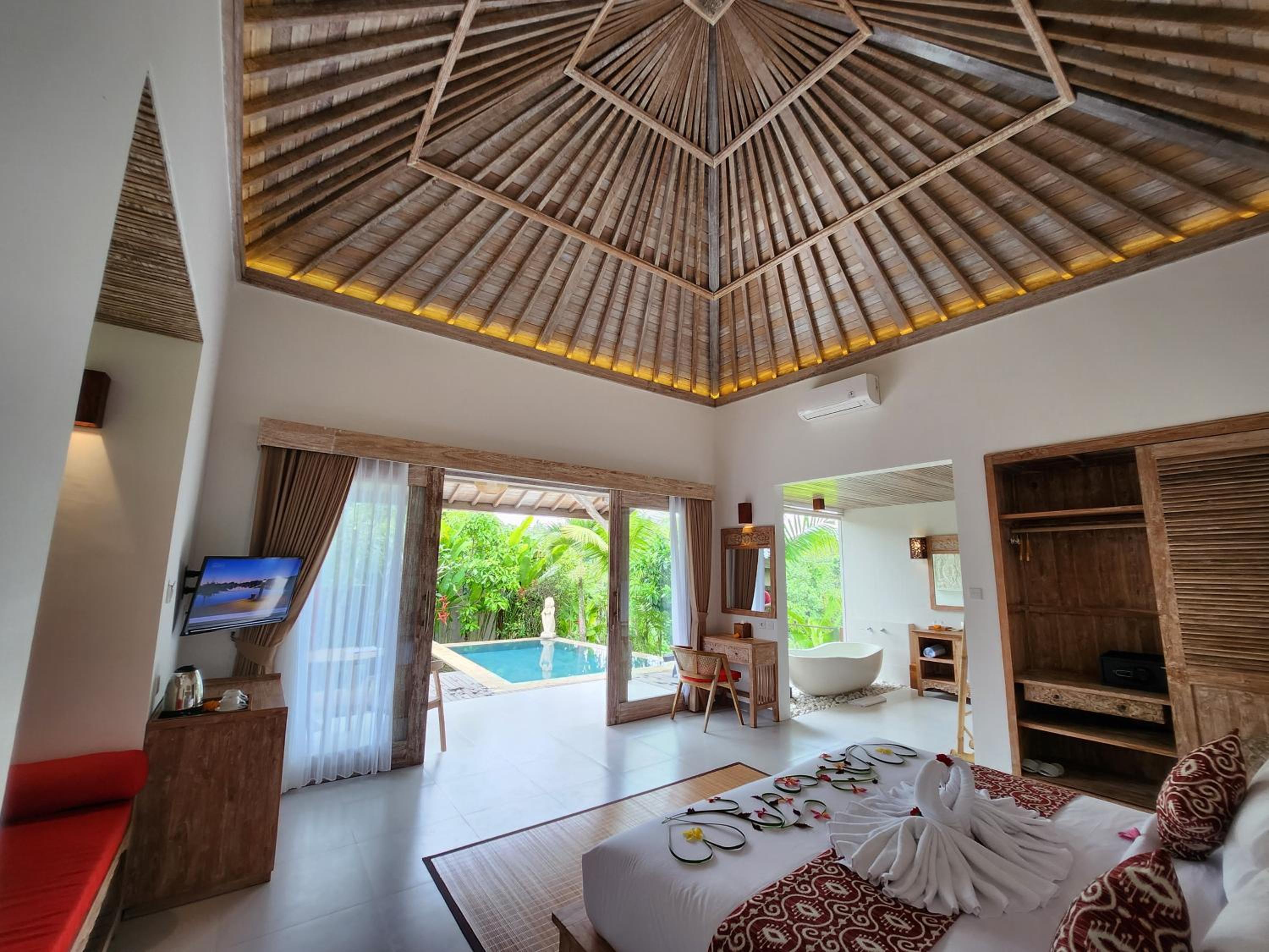 Luxury Villa - Photo 42