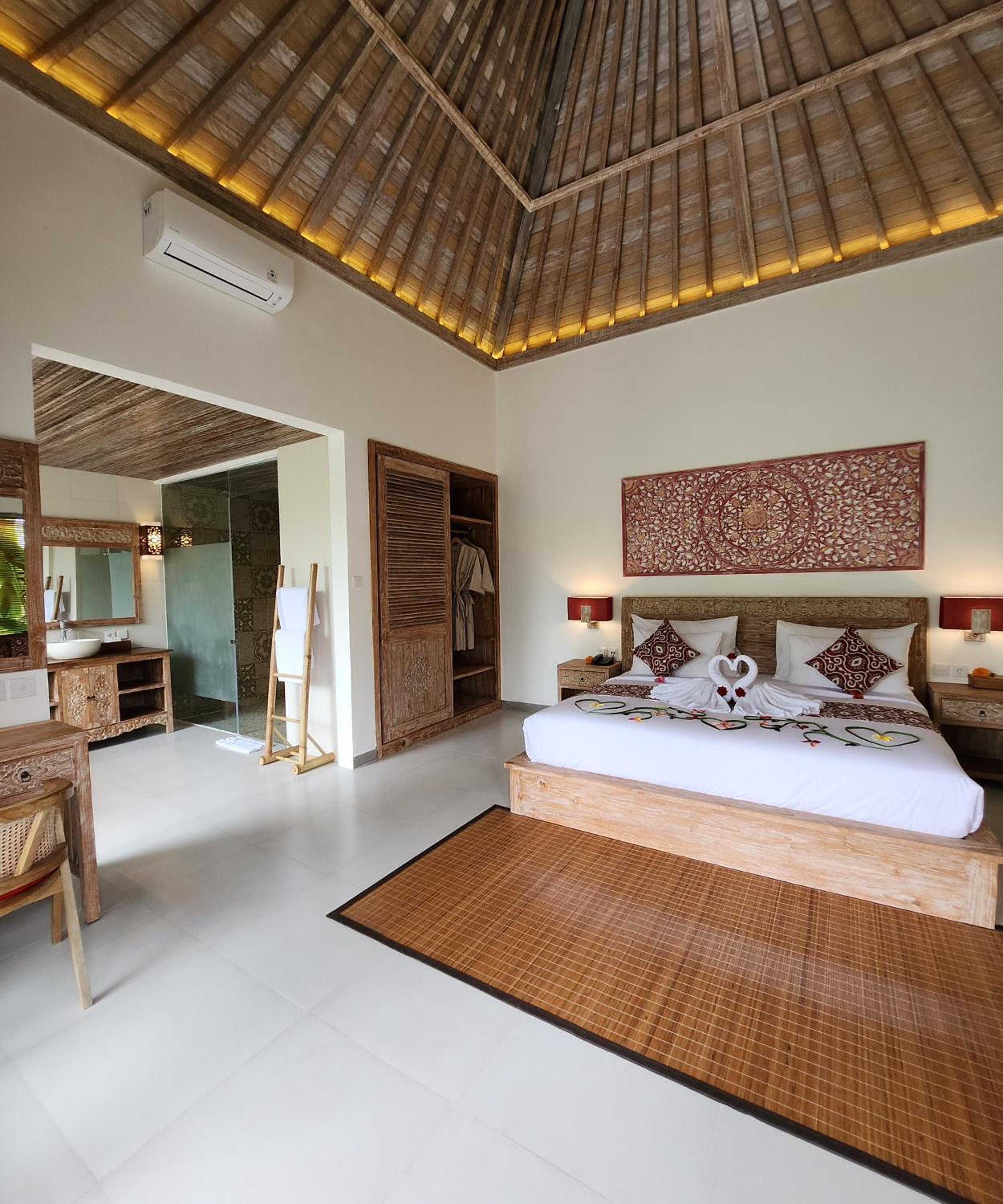 Luxury Villa - Photo 26