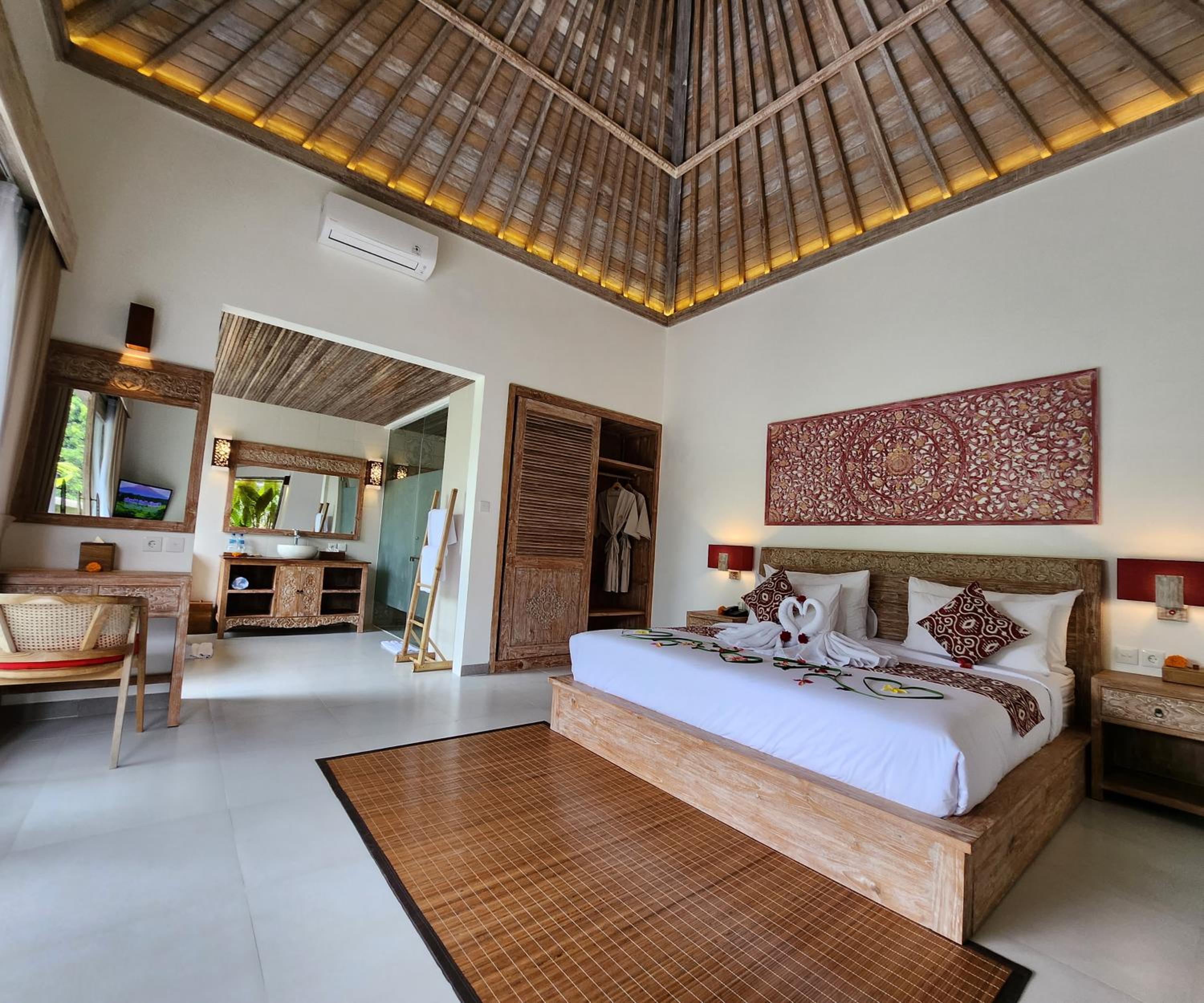 Luxury Villa - Photo 27
