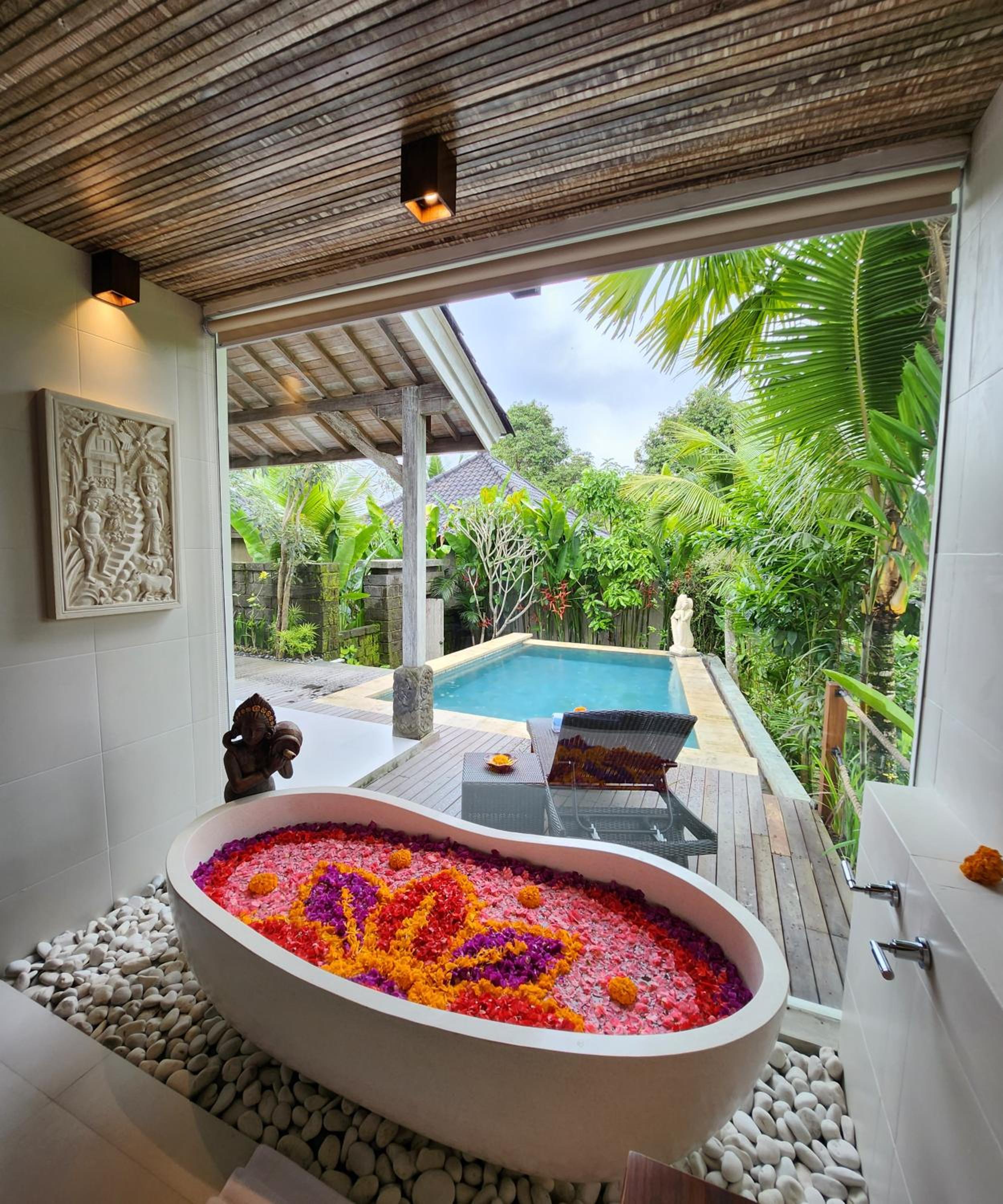 Luxury Villa - Photo 12