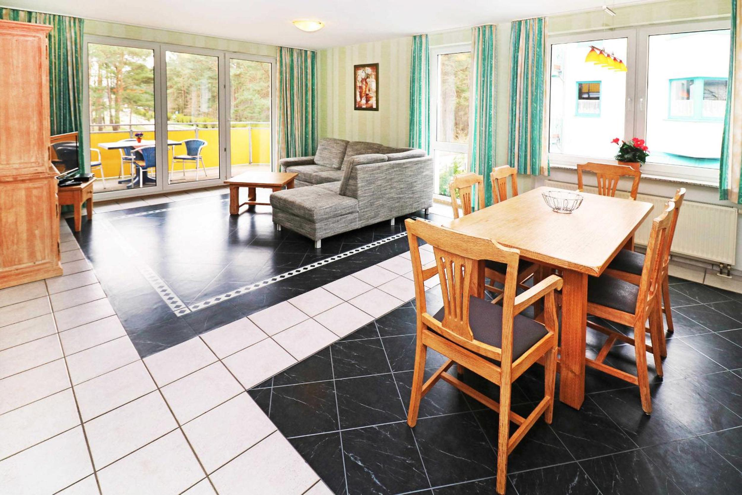 Apartment With Balcony photo 1