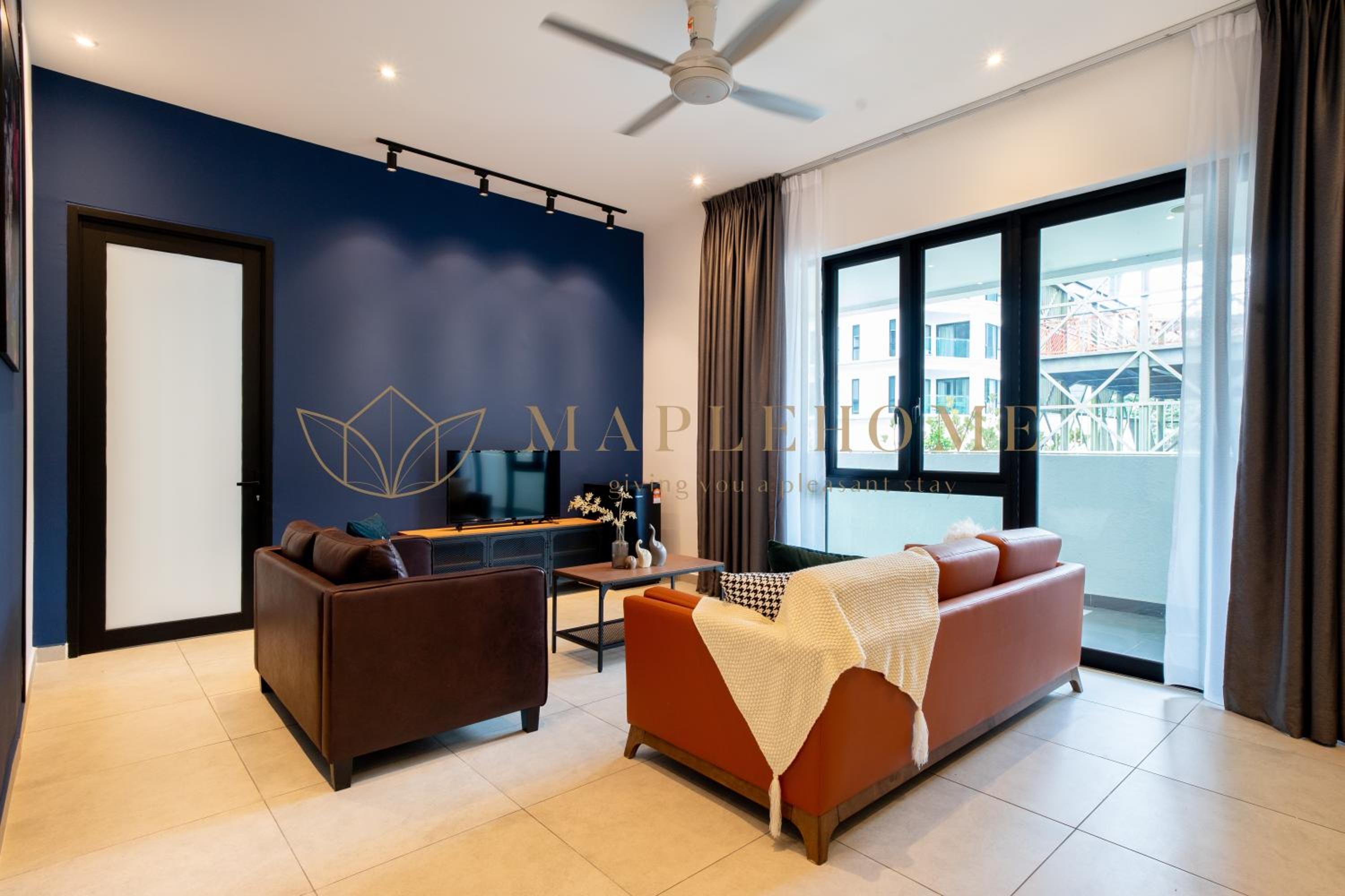 Premier Duplex Five-Bedroom Suite - Photo 13