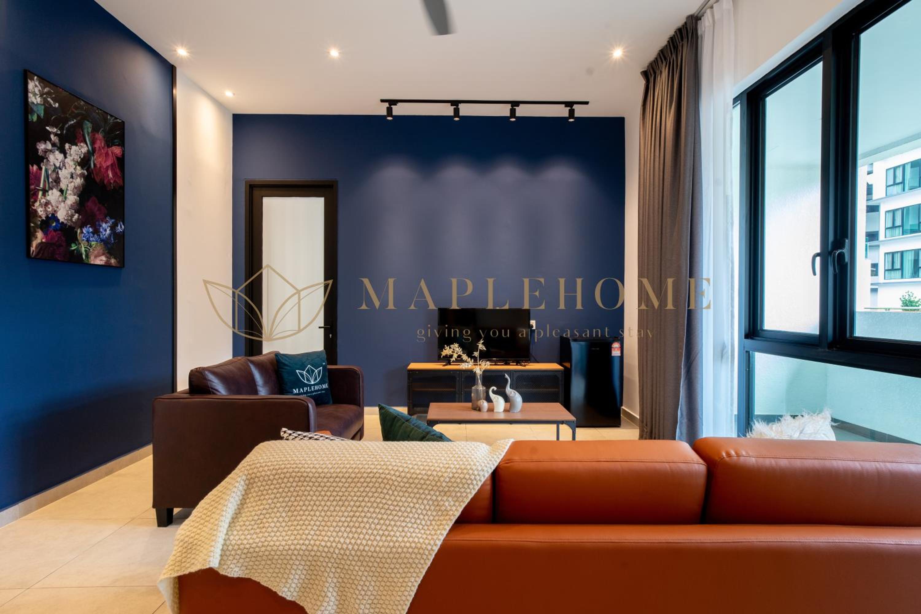 Premier Duplex Five-Bedroom Suite - Photo 7