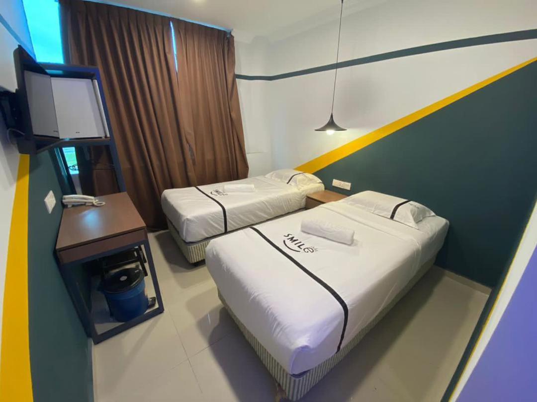 Twin Room - Photo 4