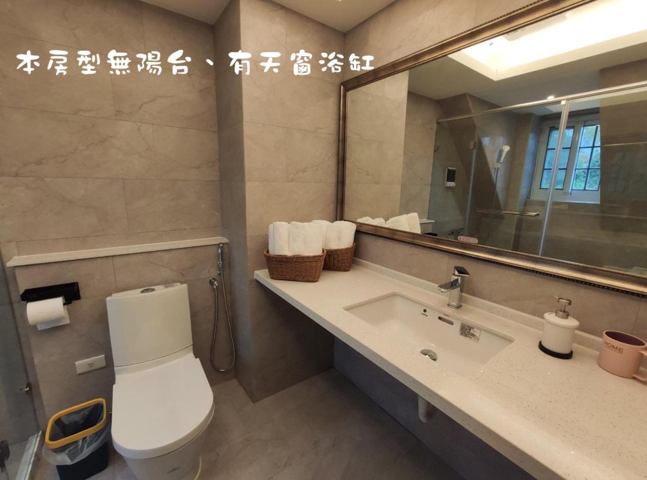 Quadruple Room with Bath photo 3