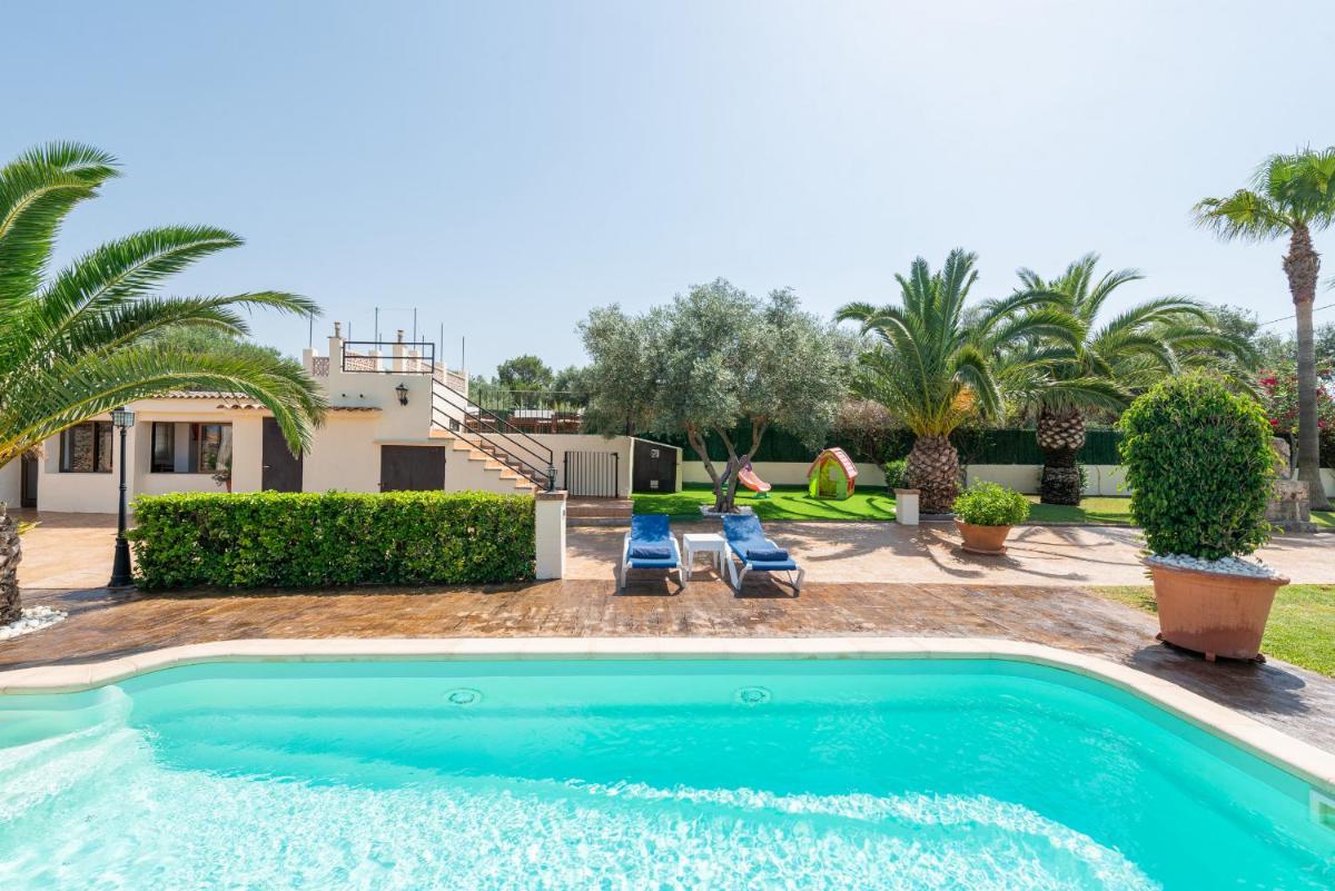 Villa with Private Pool photo 2