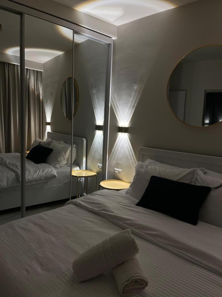 Suite with Pool View photo 2