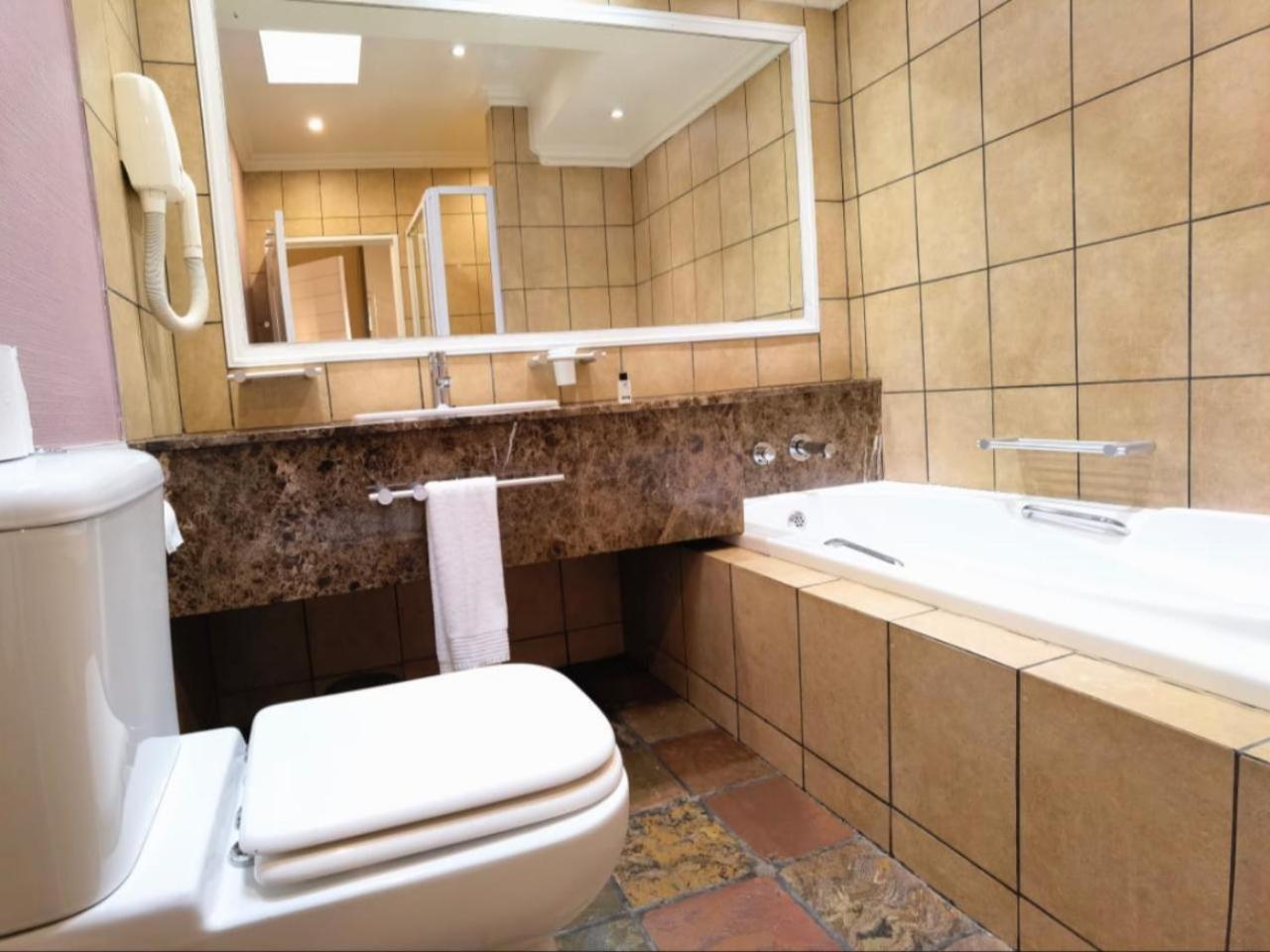 Deluxe Double Room - Photo 7