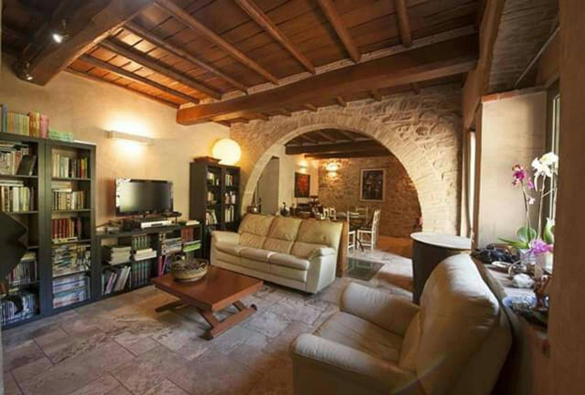 Villa photo 1