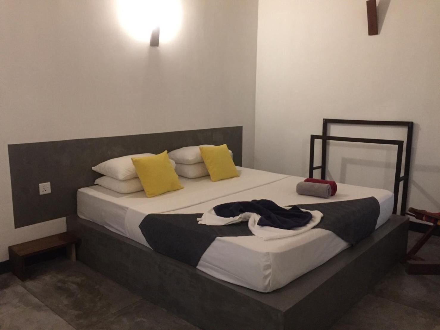 Deluxe King Room photo 2